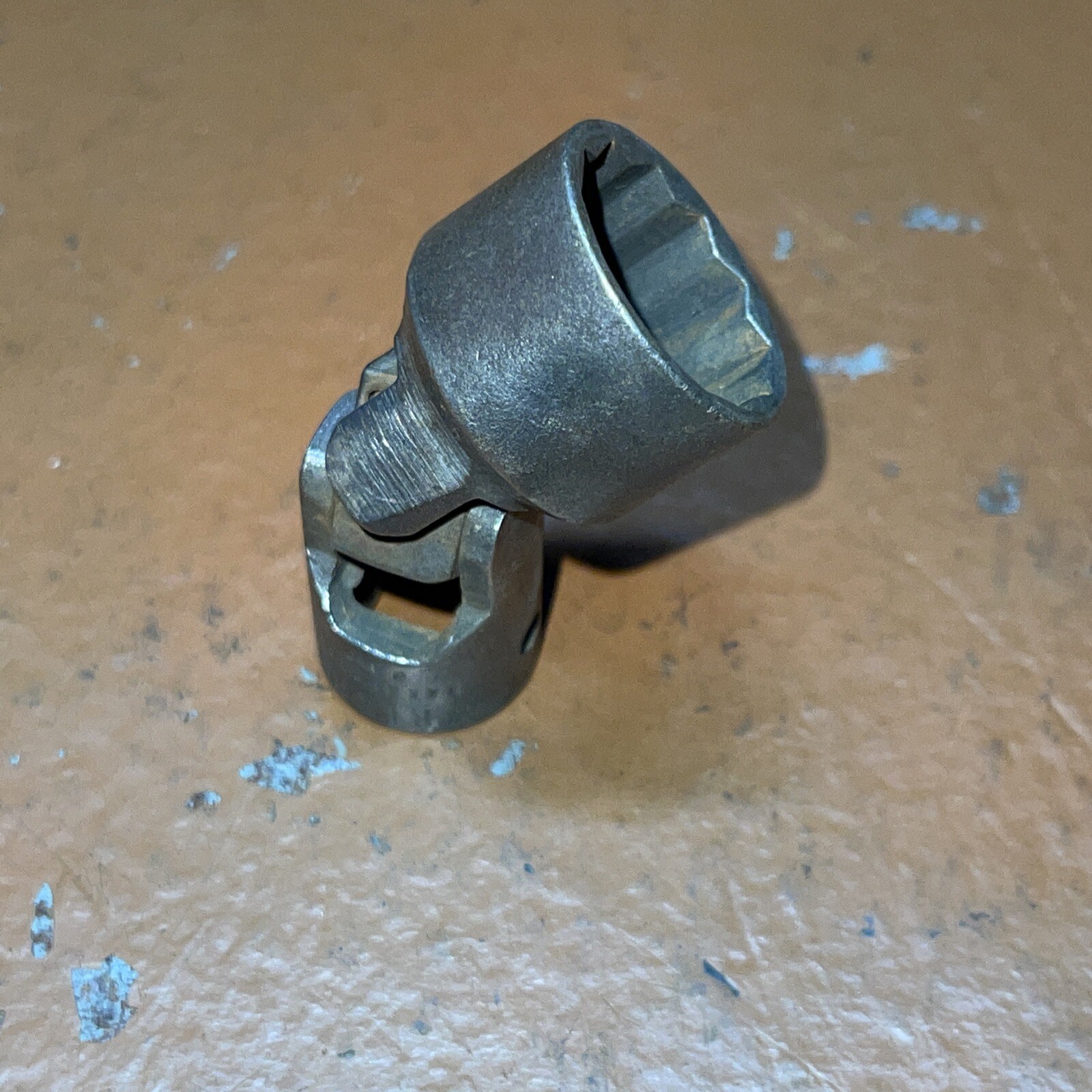 Vintage Wright USA MU56 11/16 In SAE 3/8 drive 12 Point Swivel Wobble socket