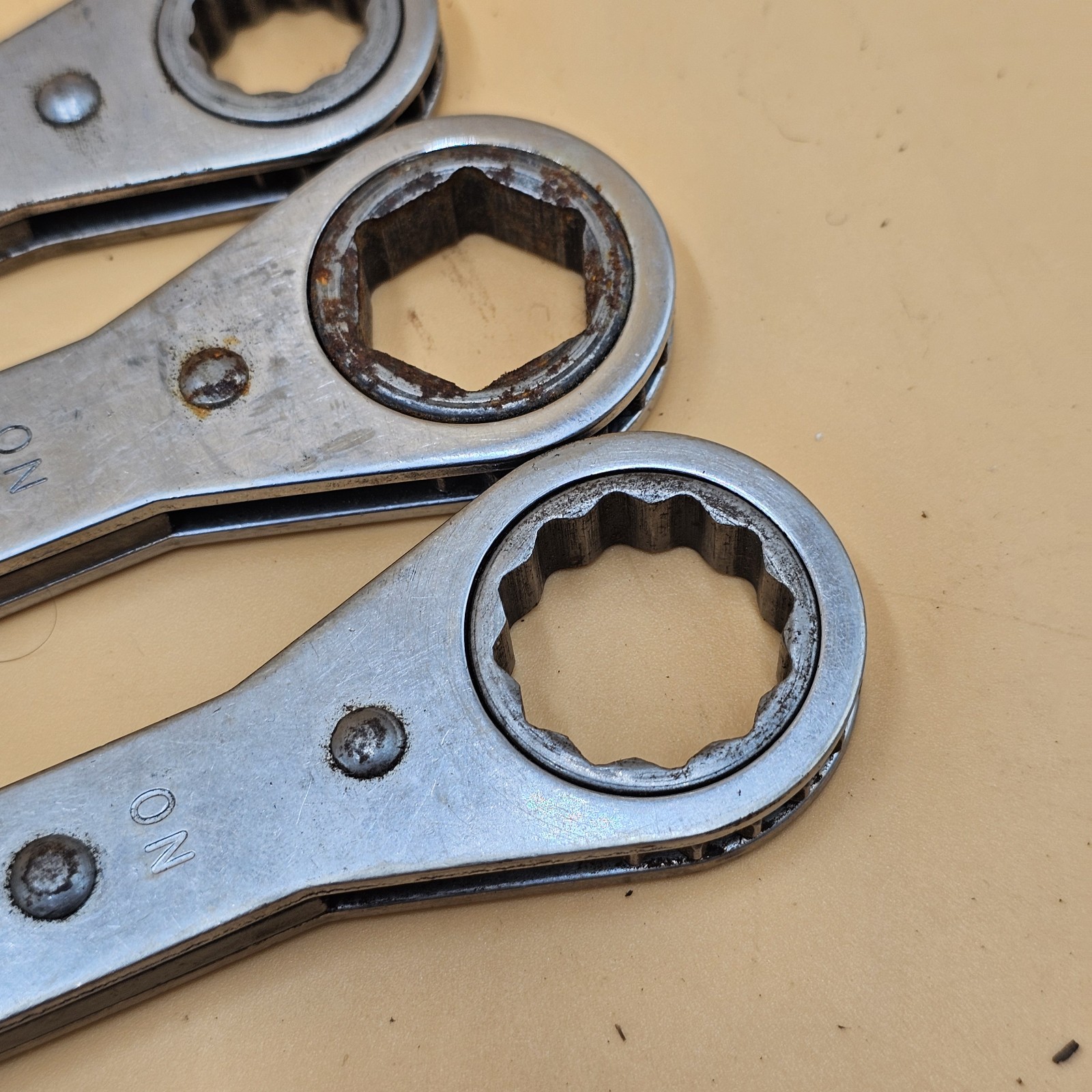 Vintage Snap On Ratcheting Wrench Set Of 3 R1820, R2426S, R-2428