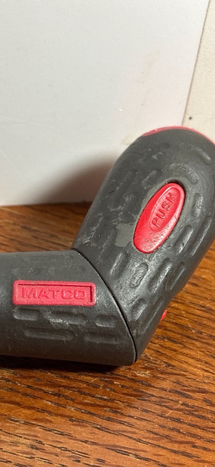 Matco Reversible 2 Position Ratcheting Screwdriver Swivel Pistol Grip Bit Holder