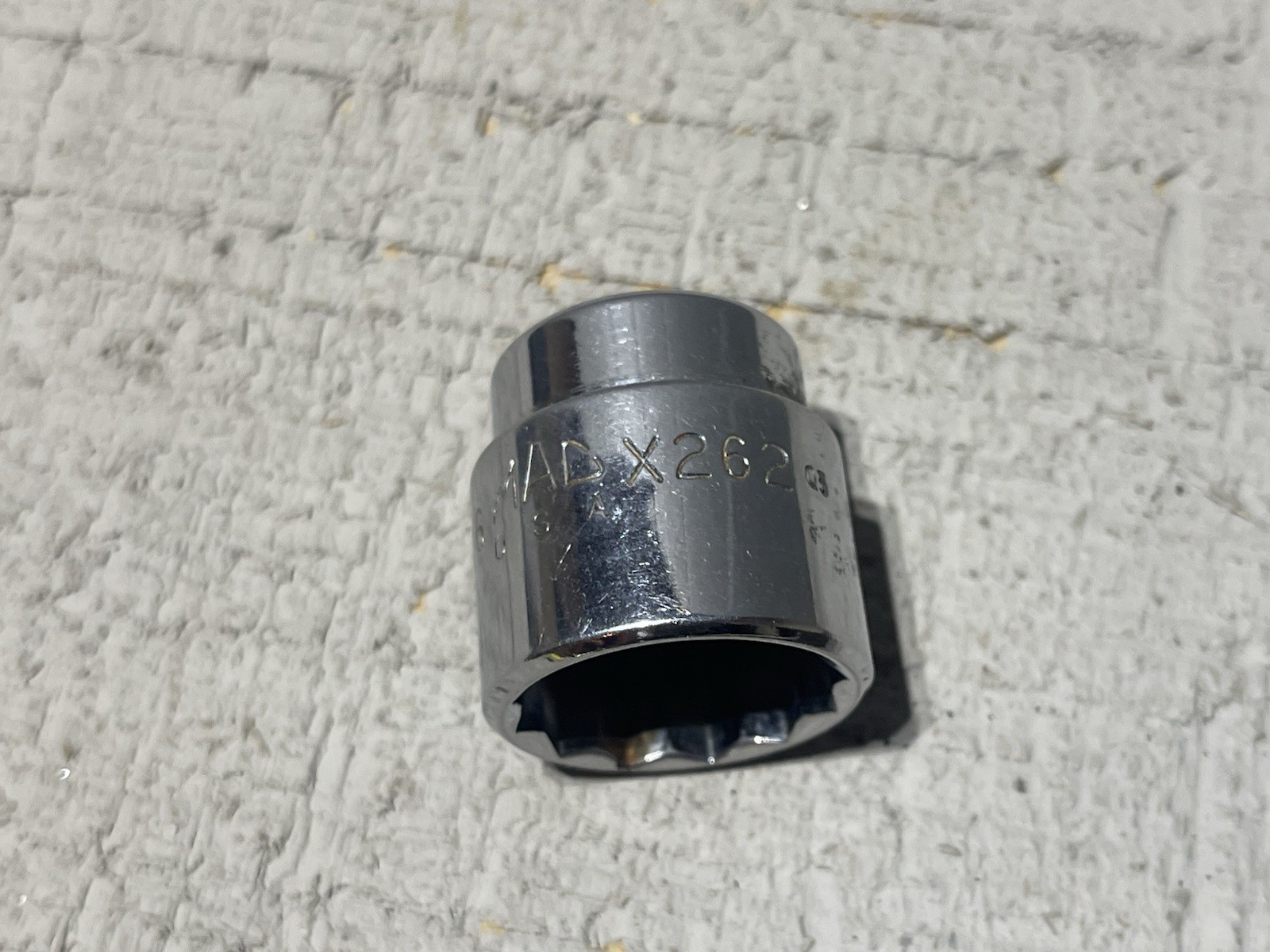 MAC TOOLS X262, 3/8″ DRIVE, 13/16″ SOCKET, SHALLOW, 12 POINT.