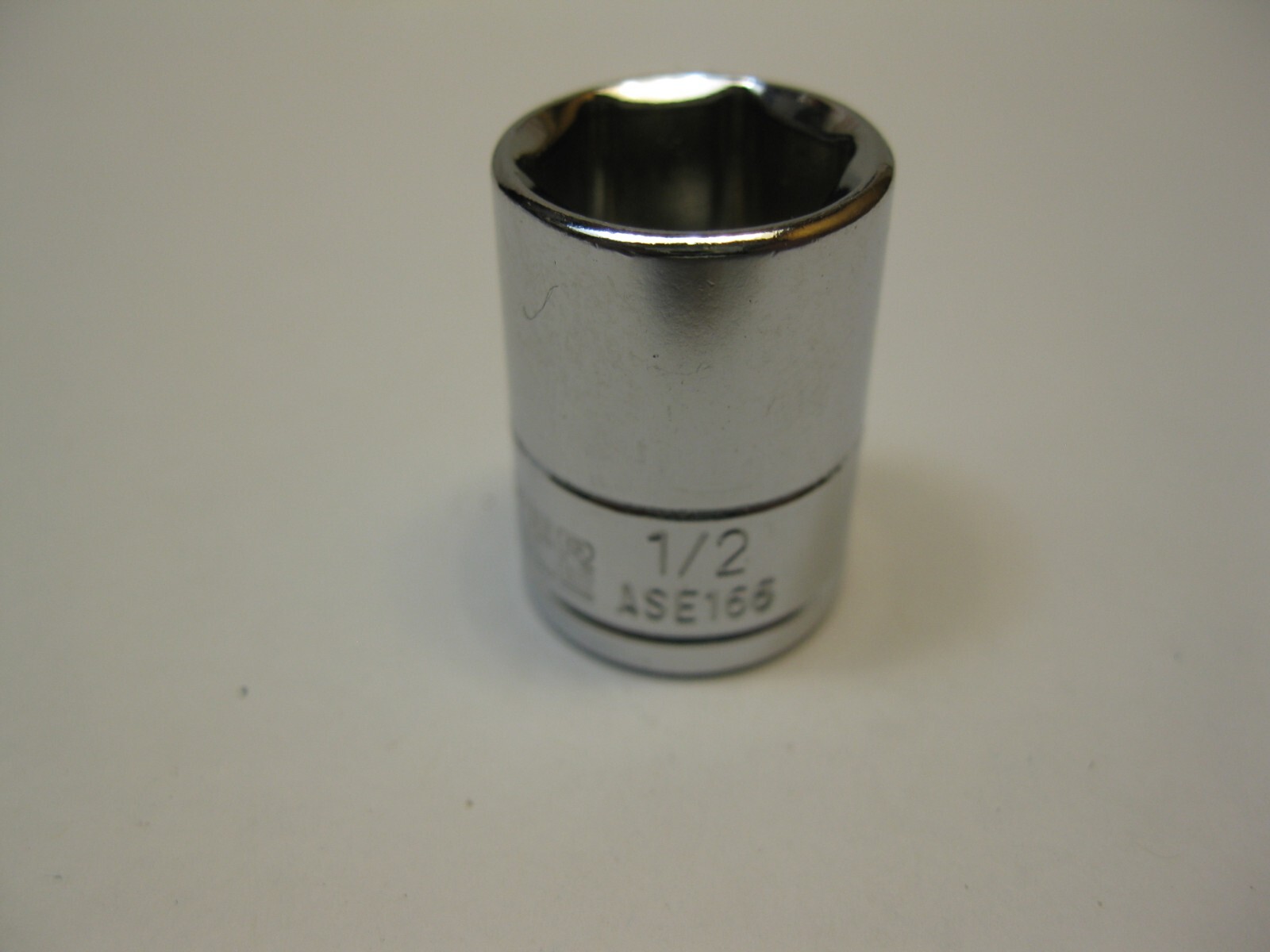 MATCO Silver Eagle tools 1/4″ drive 1/2 SAE 6pt. Socket ASE166 New!