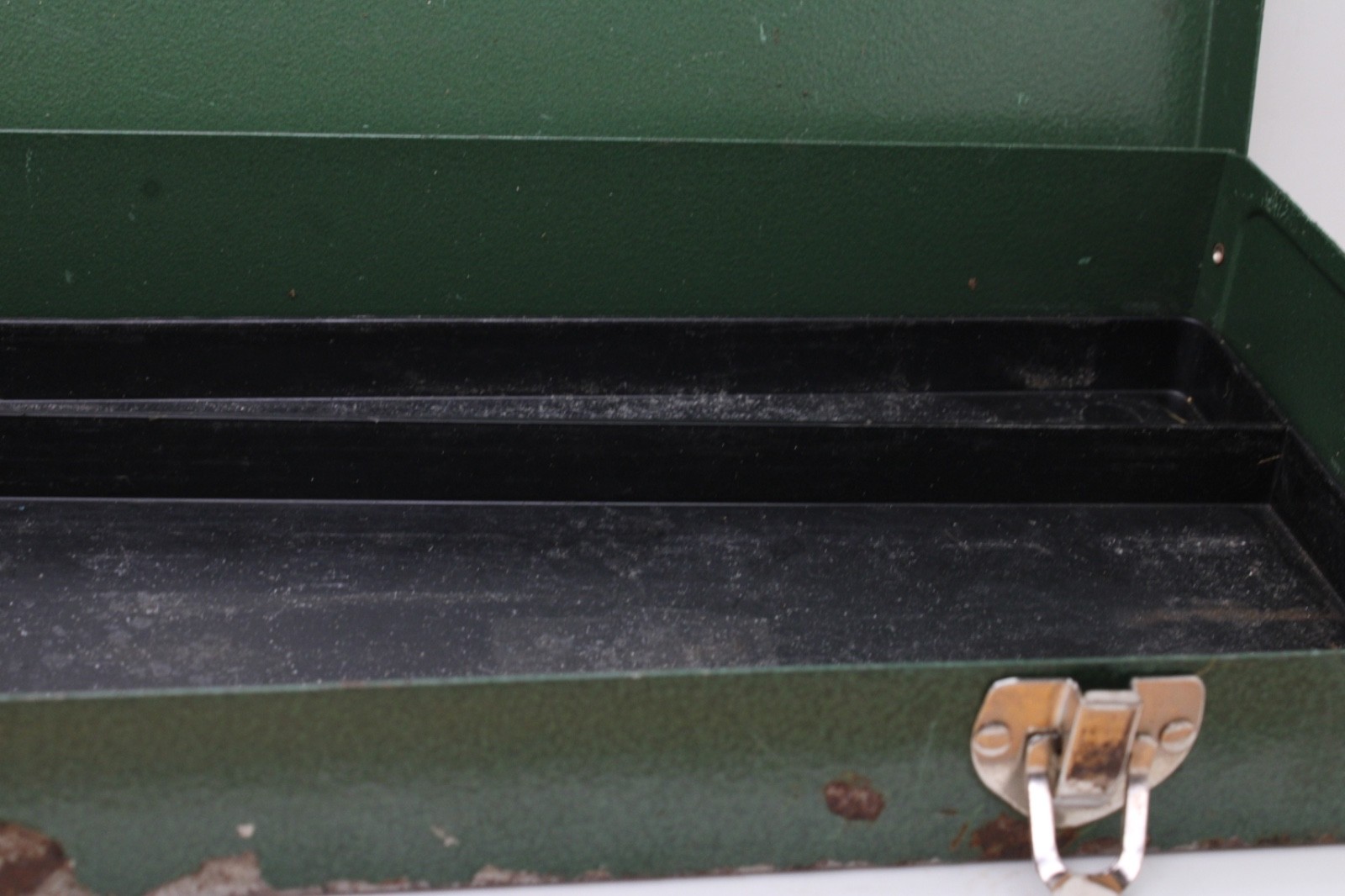 S-K TOOLS 18”x6”x 2.5″ 1/2″ Drive Green Metal Socket/Ratchet Box USA