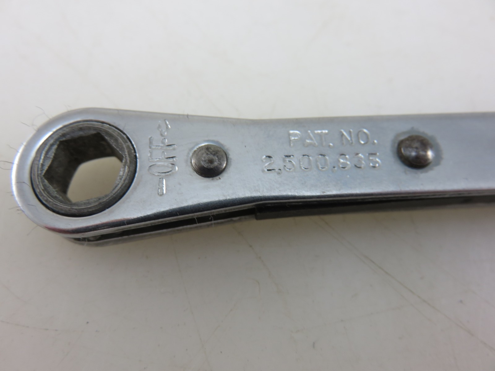 Mac Tools RW0810 SAE Ratcheting Double Box End Wrench 1/4″ x 5/16″ 6pt