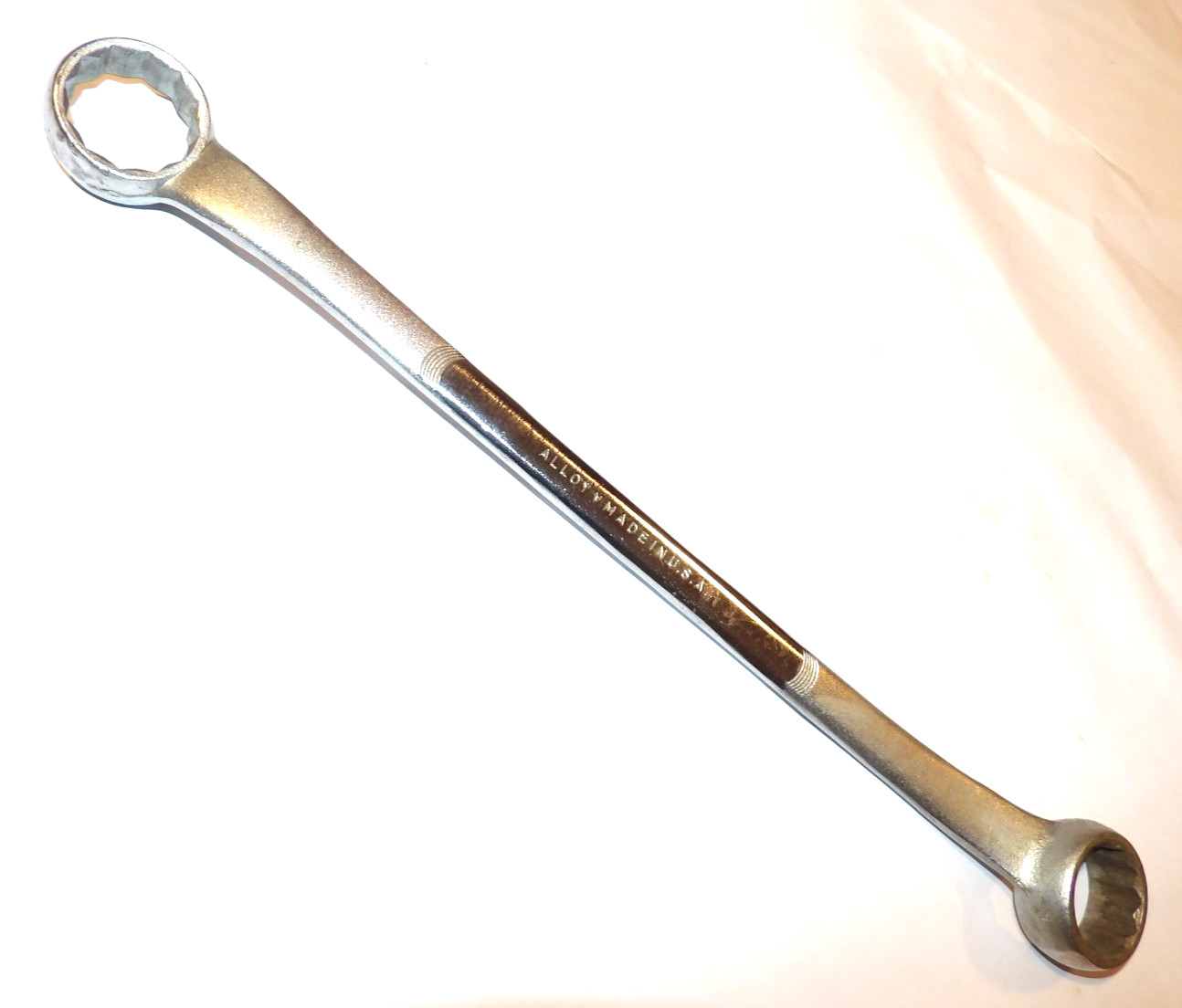 VTG WESTERN AUTO ‘WIZARD’ 15/16 1-1/4″ 12-POINT DOUBLE BOX-END WRENCH! 17.5″ USA