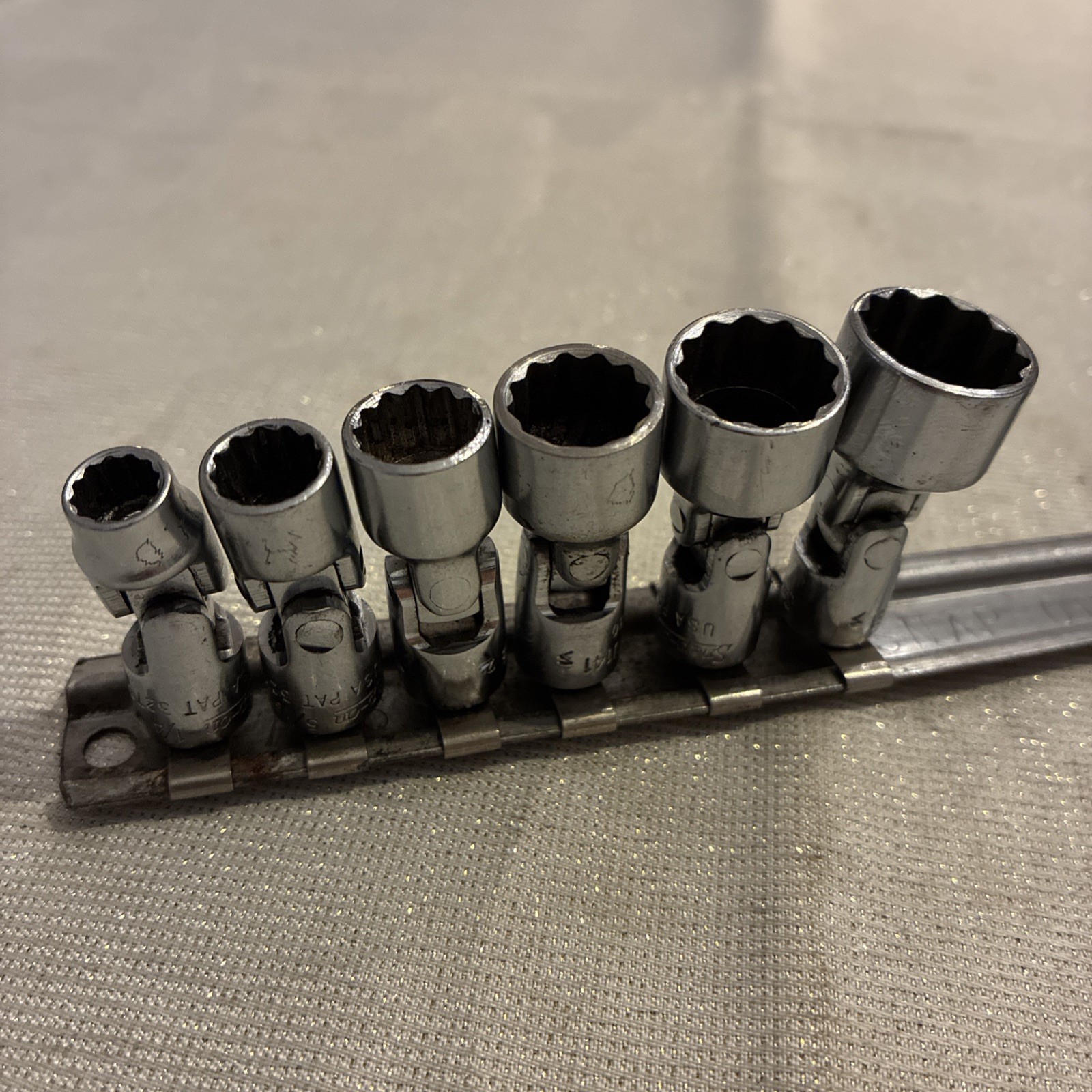 Snap-On Tools 6Pc 1/4″ Drive SAE 1/4-9/16” 12Pt Universal Swivel Socket Set TMUB