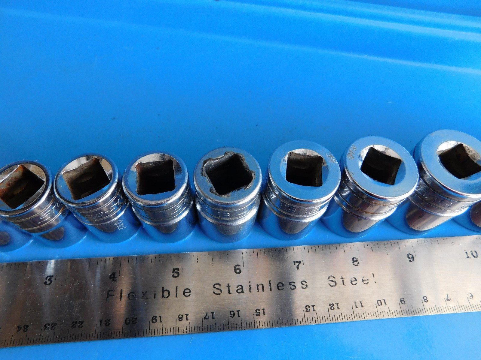 USED, SNAP ON TOOLS 13 PC. 1/2 IN. DR. SHORT SOCKET SET 3/8 IN THRU 1-1/8 IN.