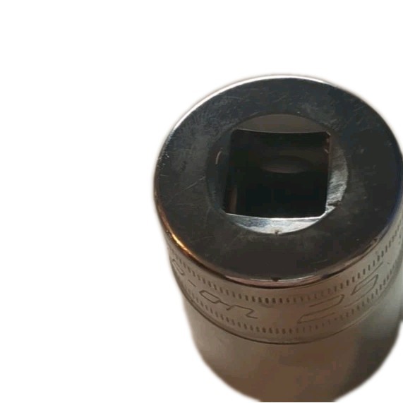 Snap-on Tools 1/2″ Drive 23mm Metric 12 Point Shallow Socket SWM231 USA