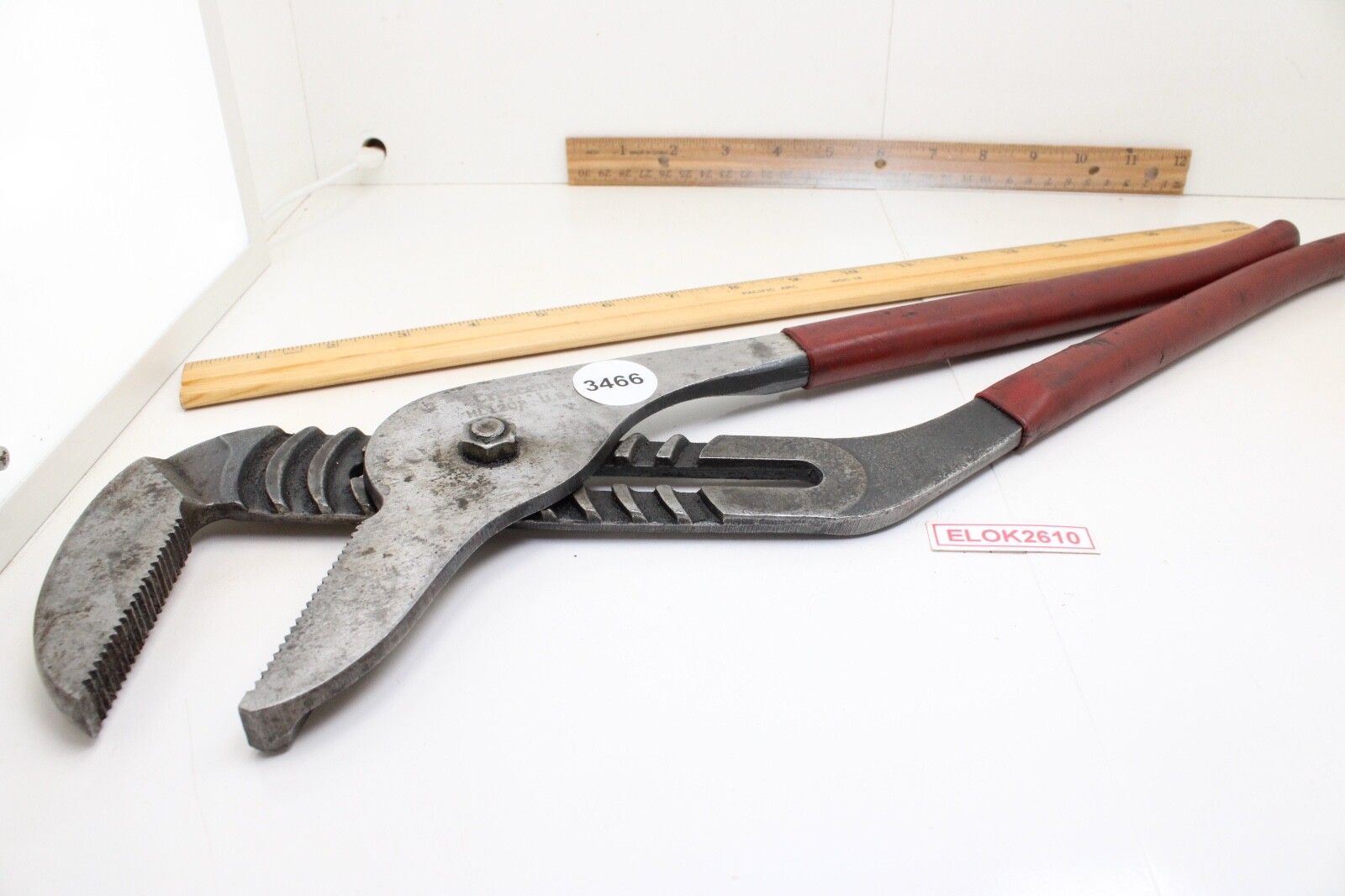 Crescent HL12CP 20″ Max Grip Angle Red Rubber Grip Pliers 6″ Jaw Capacity USA