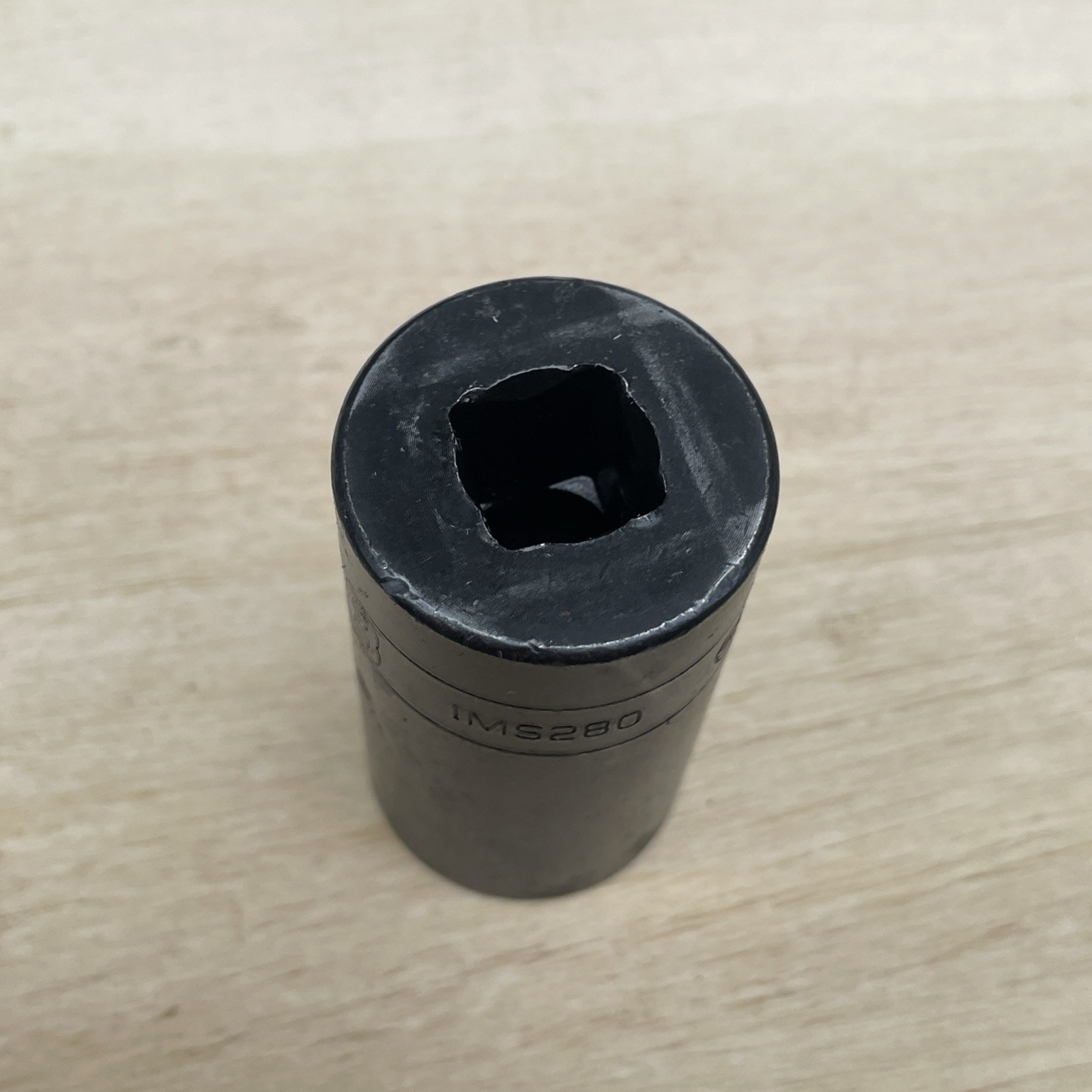 Snap-On Tools USA 1/2″ Drive 7/8″ SAE 6pt Semi Deep Impact Socket IMS280