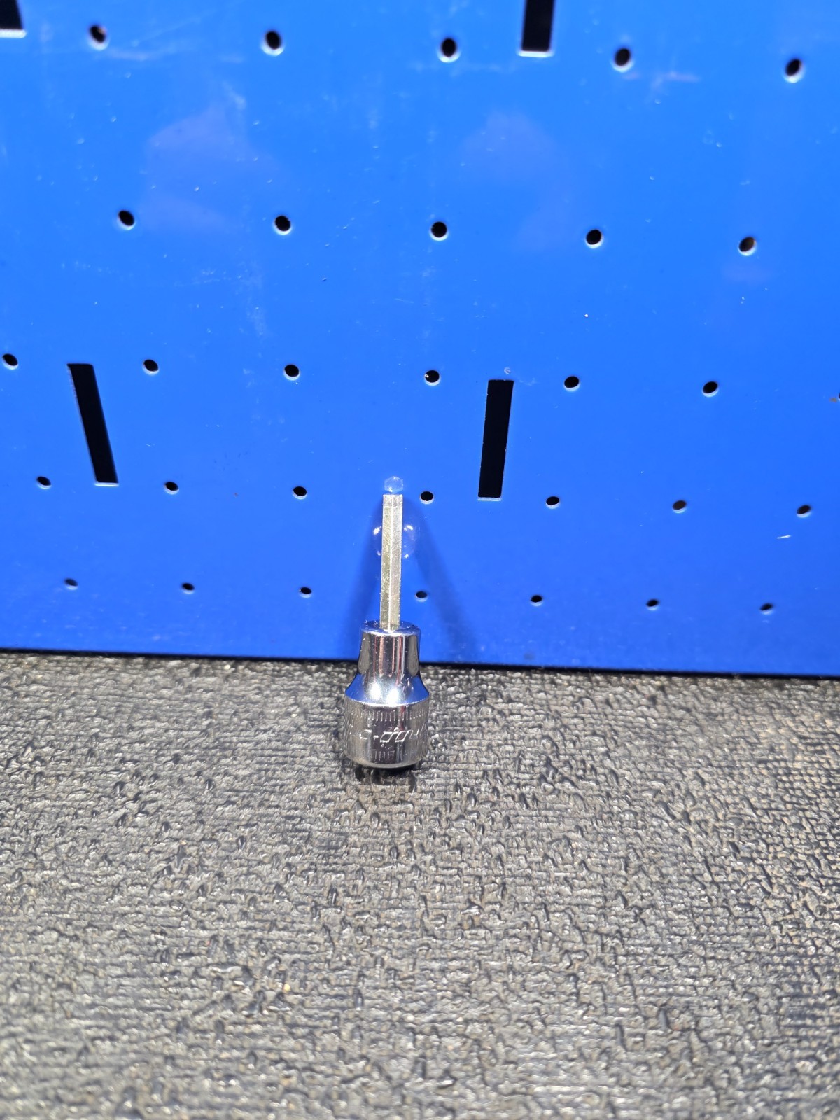 Snap-on Tools FAM4E 4mm 3/8″ Drive Metric Hex Bit Chrome Socket Driver