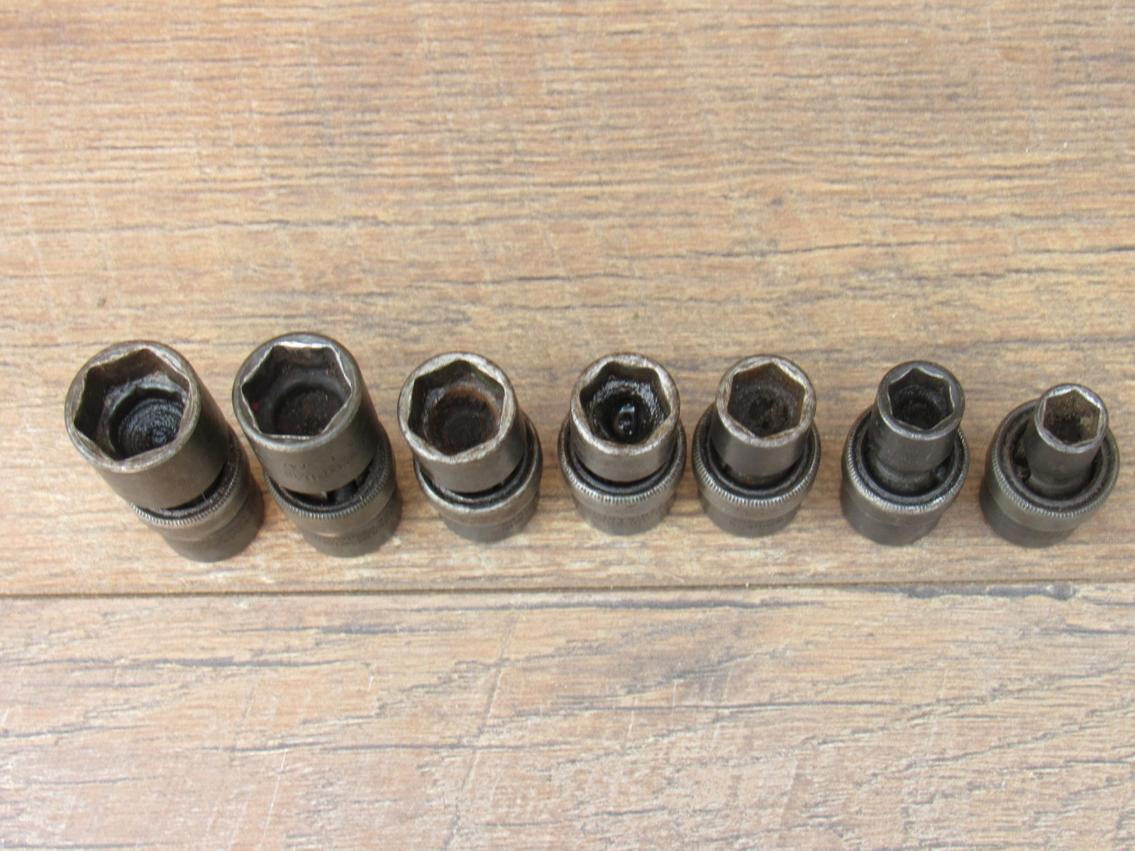 SNAP ON 207IPF 3/8″ DR 3/8″ – 3/4″ SAE IMPACT FLEX SWIVEL SOCKET SET IPF12 – 24