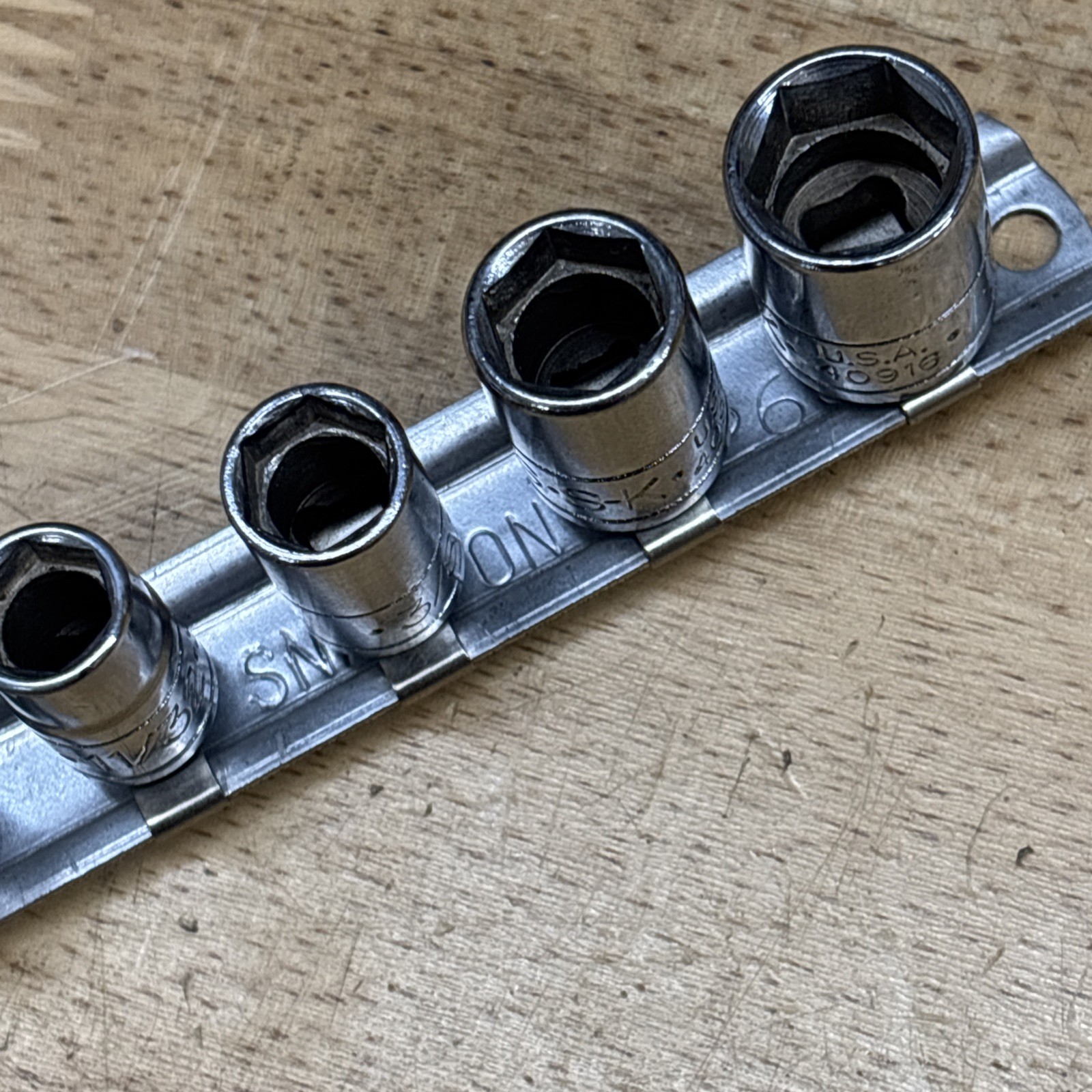 9pc S-K Blackhawk 6pt 1/4” Drive SAE Socket Set 3/16″ – 1/2″ Snap-on A265 Rail