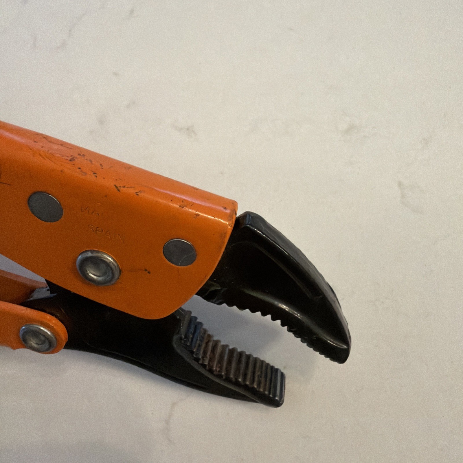 Grip-on 7in. Locking Pliers Curved Jaws With Wire Cutter 121-07F