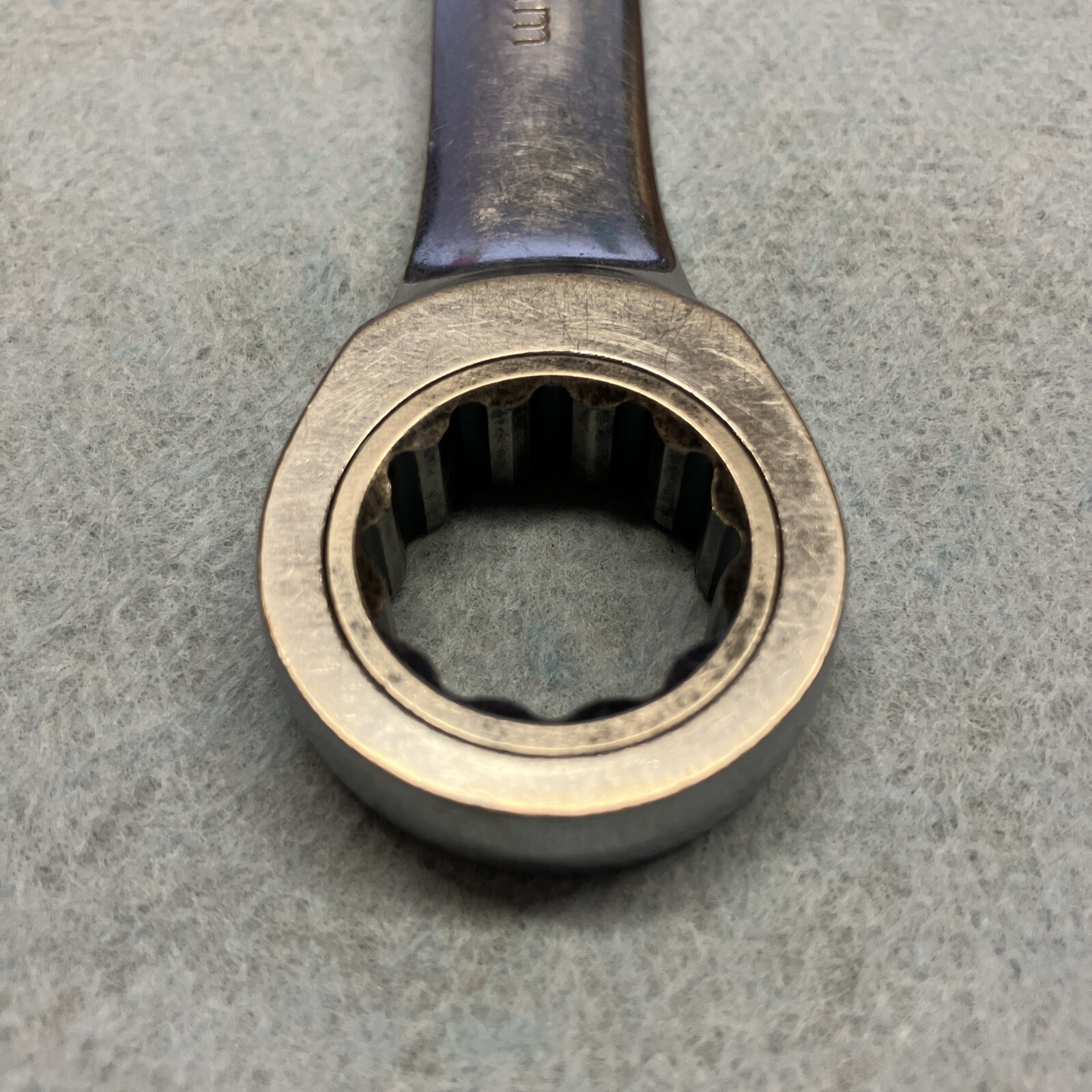 Used GearWrench 17mm 85517 Non-reversible Ratcheting Combination Wrench