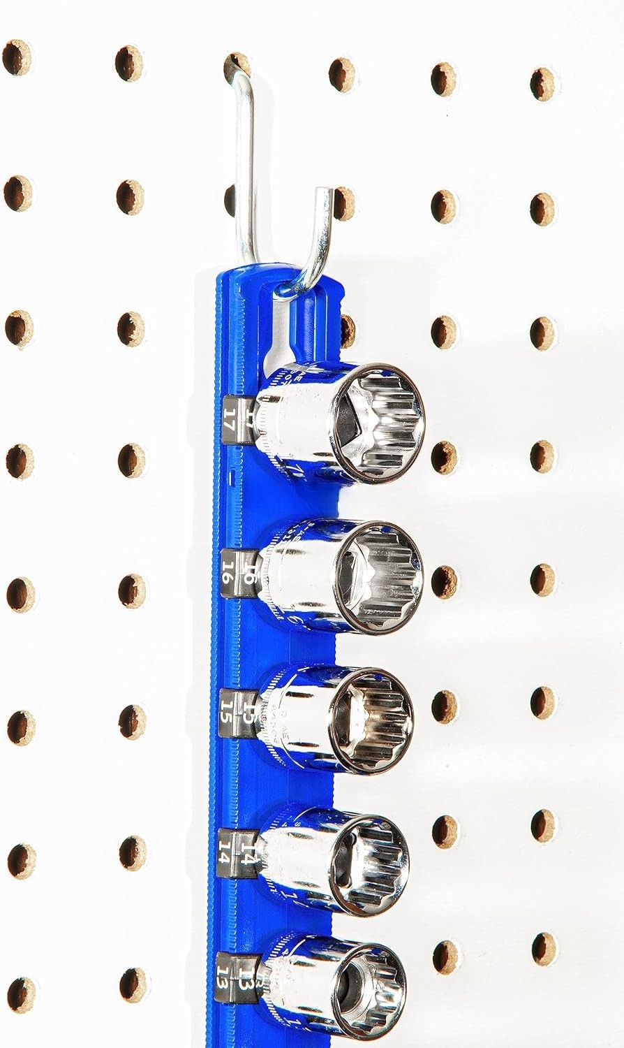 Manufacturing 8-Inch Socket Organizer with 9 3/8-Inch Twist Lock Clips
