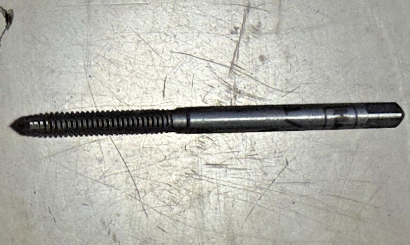 IRWIN 1406 Hanson 1/8″-40 NS SAE HCS Right-Hand Plug Tap USA