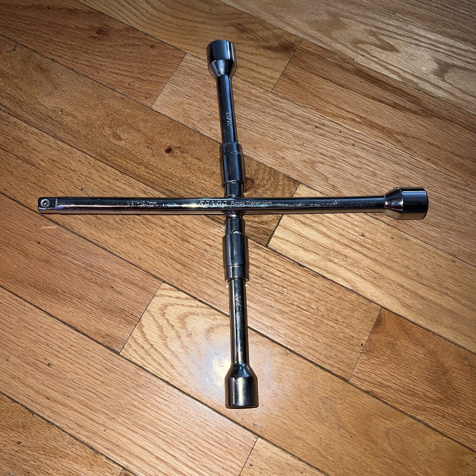 Rondo Trailer Foldable 4 Way Lug Wrench New