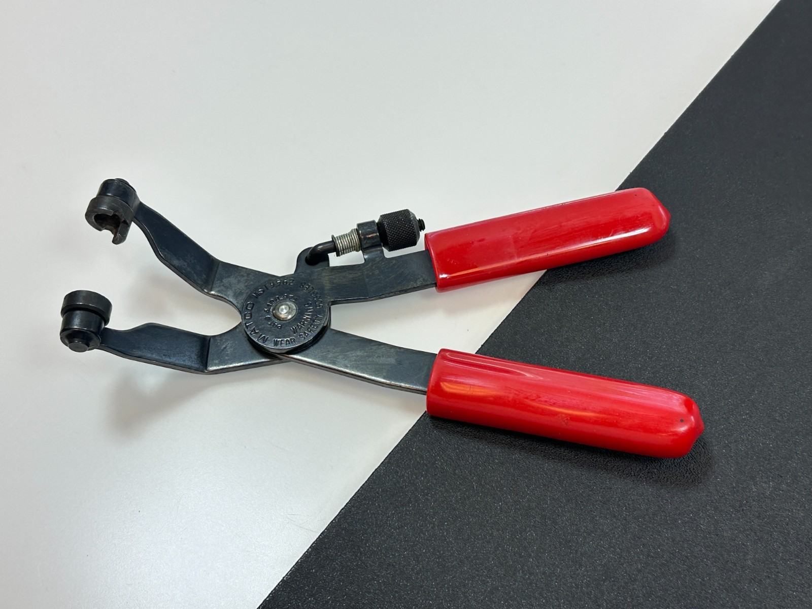 Matco Tools MST9562 Adjustable Hose Clamp Pliers, RED Comfort Cushion Grip