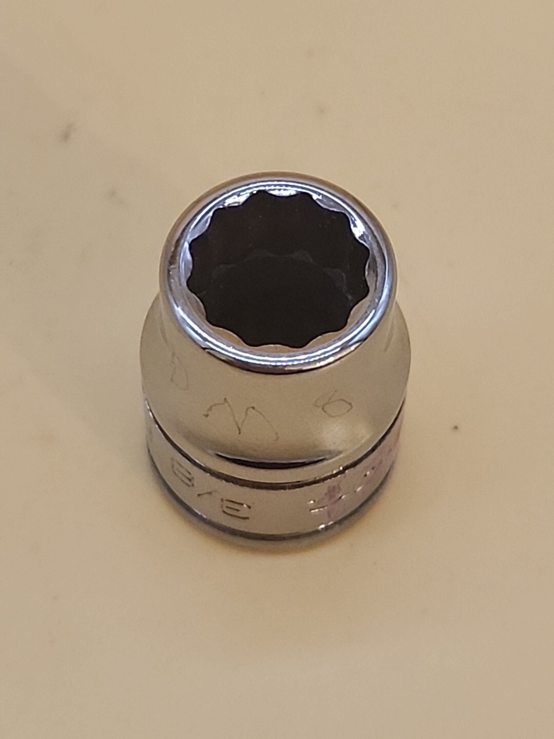Snap-on Tools 3/8″ Drive 3/8″ Socket F121 12-Point SAE USA