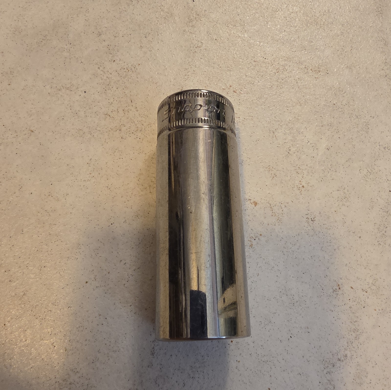 Snap-on Tool 3/8″ Drive Deep Chrome Socket Metric 18mm SFSM18