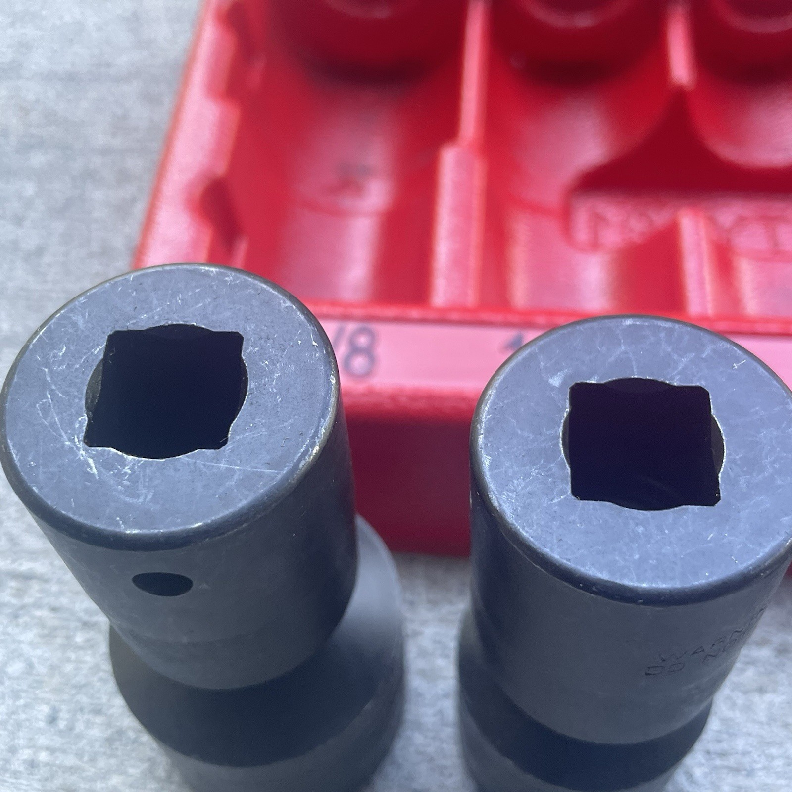 Snap On 1/2″ Drive Wobble Sockets SAE 9/16 to 1 1/8 Inch Set 3071PLY–Missing 1