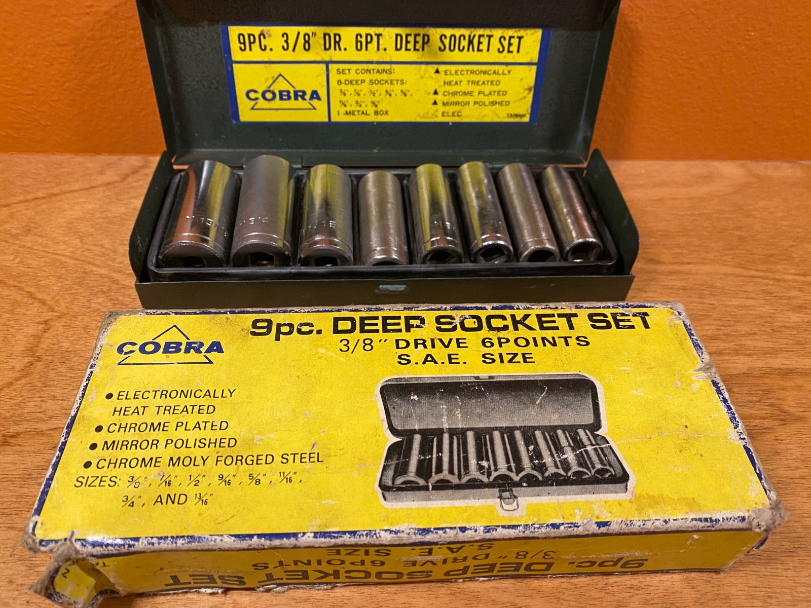 Vintage COBRA 9-pc Deep Socket Set, 3/8″drive, SAE, 6-point, metal case, Taiwan