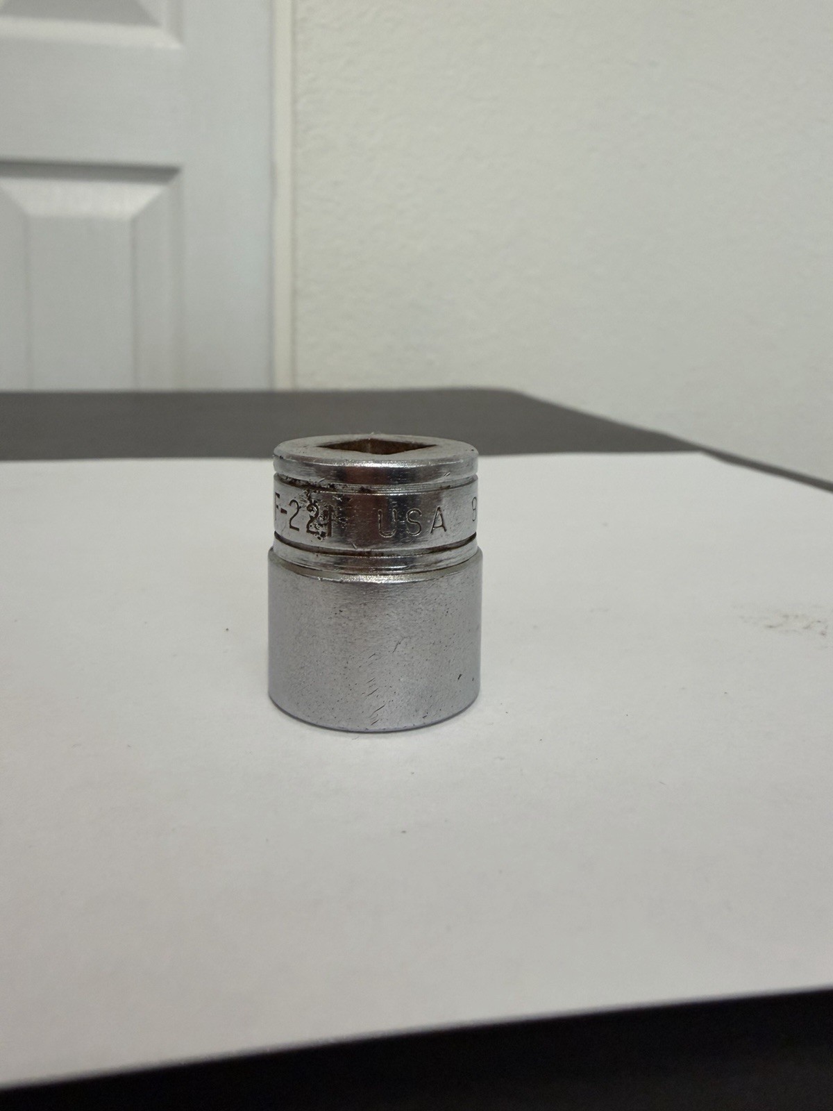 Snap-On 3/8″ Drive 12 Point SAE 11/16″ Flank Drive Shallow Socket F221 USA