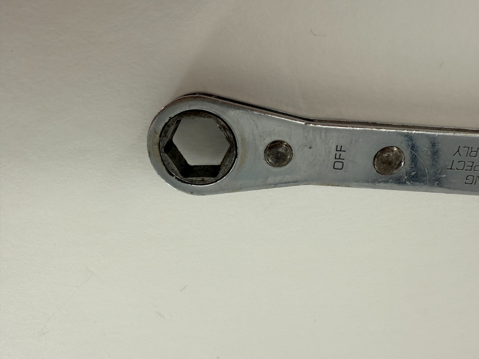 Snap-On R1618SA 1/2″ & 9/16″ 6 Point Ratcheting Box Wrench