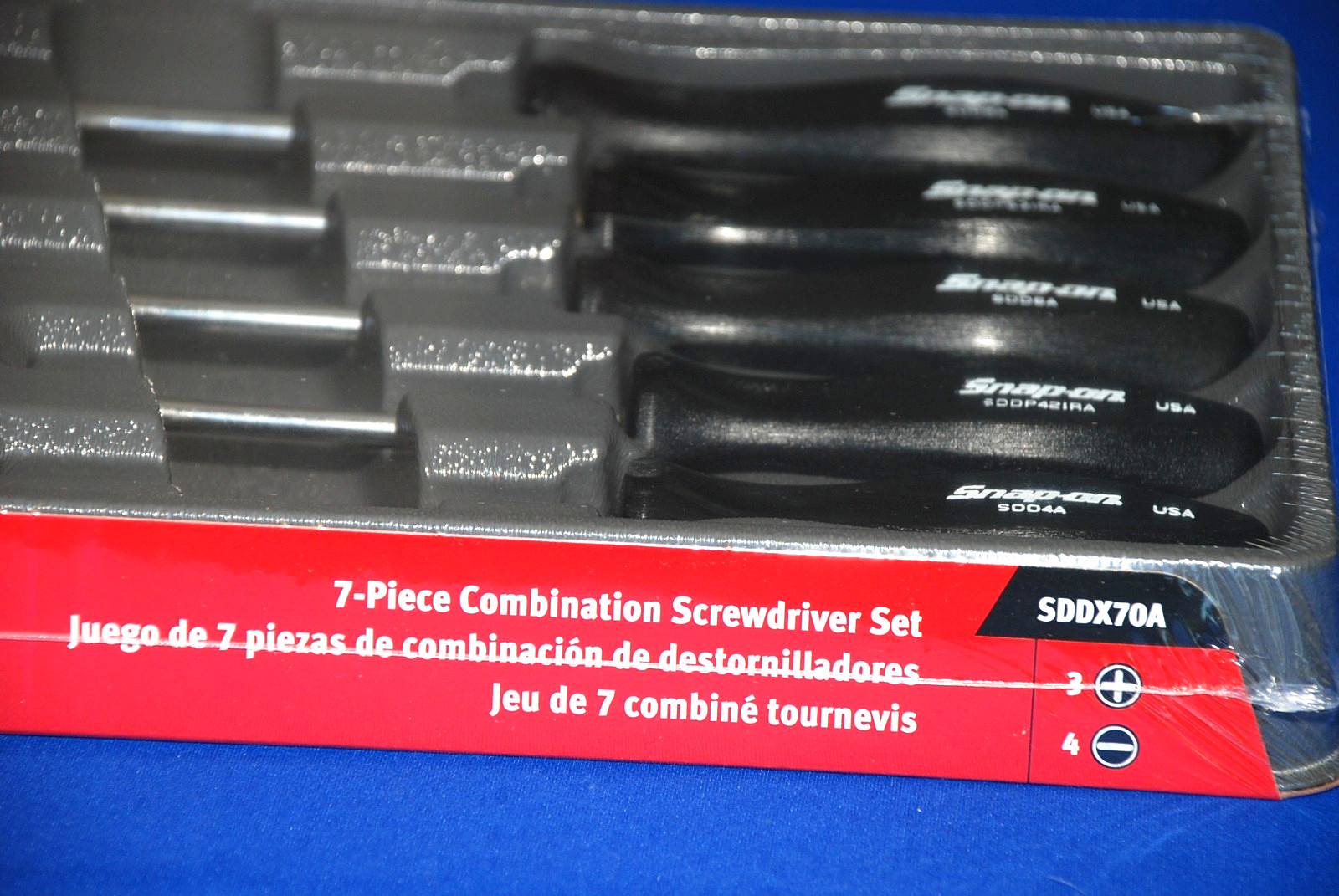 Snap-on NEW Ships for FREE 7 Pc Black Hard Grip Combo Screwdriver Set SDDX70A