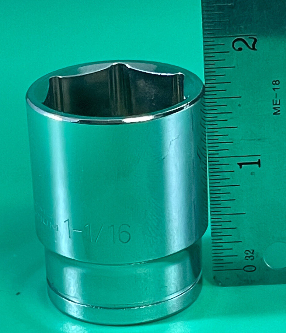NEW MIT1/2 IN DRIVE 1-1/16 IN CHROME VANADIUM 6 POINT SOCKET 5120-00-189-7913