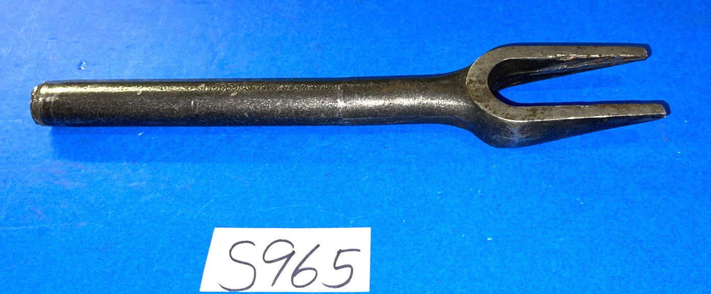 SNAP-ON TOOLS BALL JOINT/TIE ROD SEPARATOR TOOL A201 INCLUDES SHPPING IN THE US