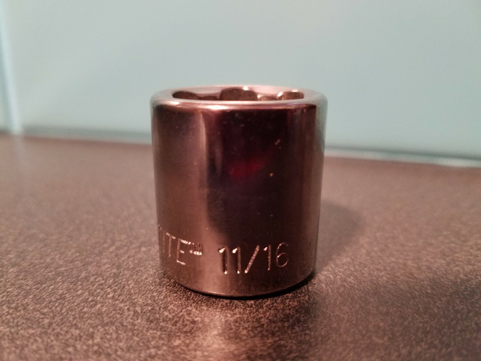 NEW Grip-Tite SAE socket, 3/8″ drive 11/16″ free shipping