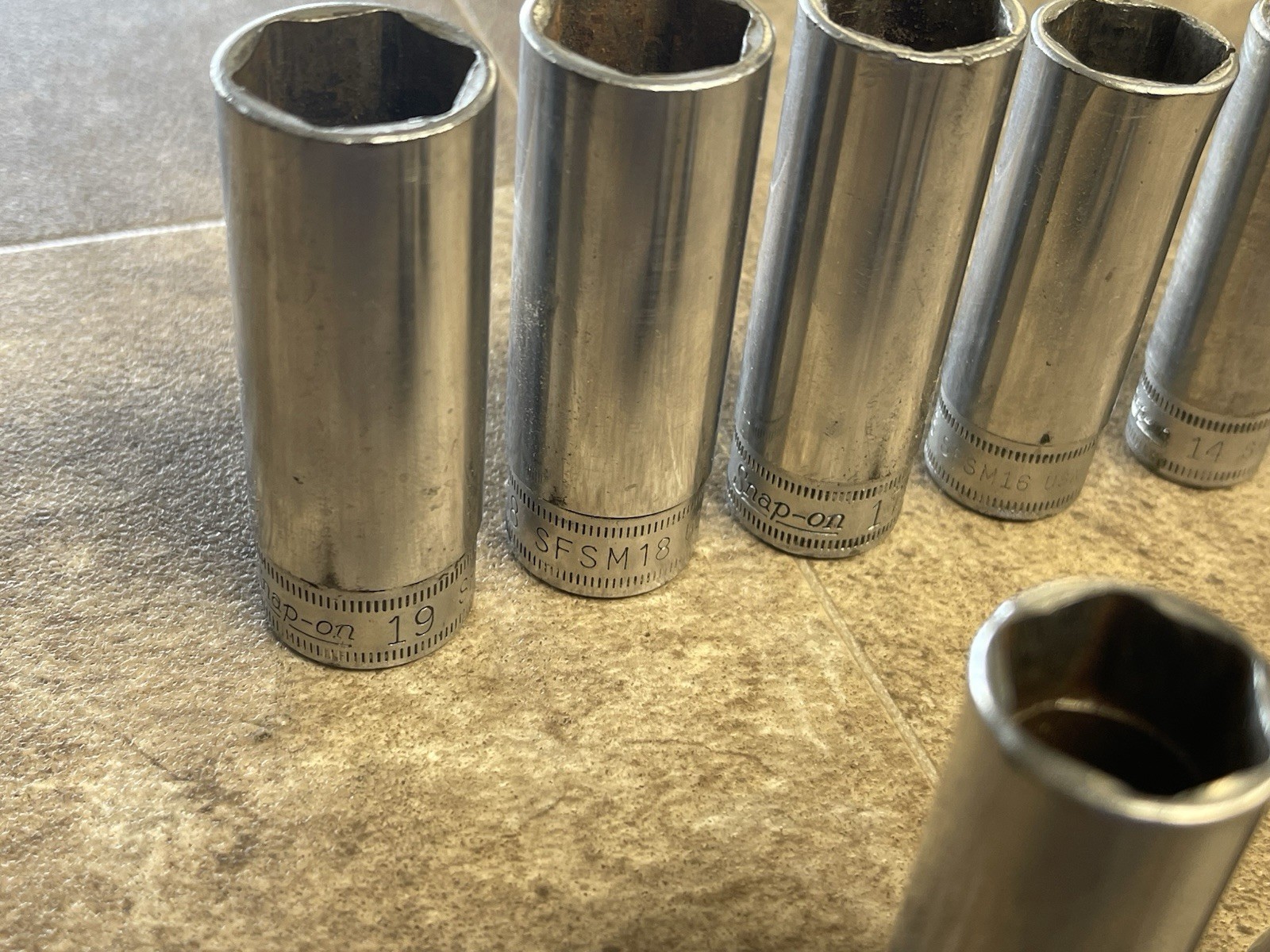 SNAP ON SFSM 3/8 DRIVE 6 POINT SOCKETS 19MM-18-17-16-14-12-11-9-7/16-5/8 10 PC