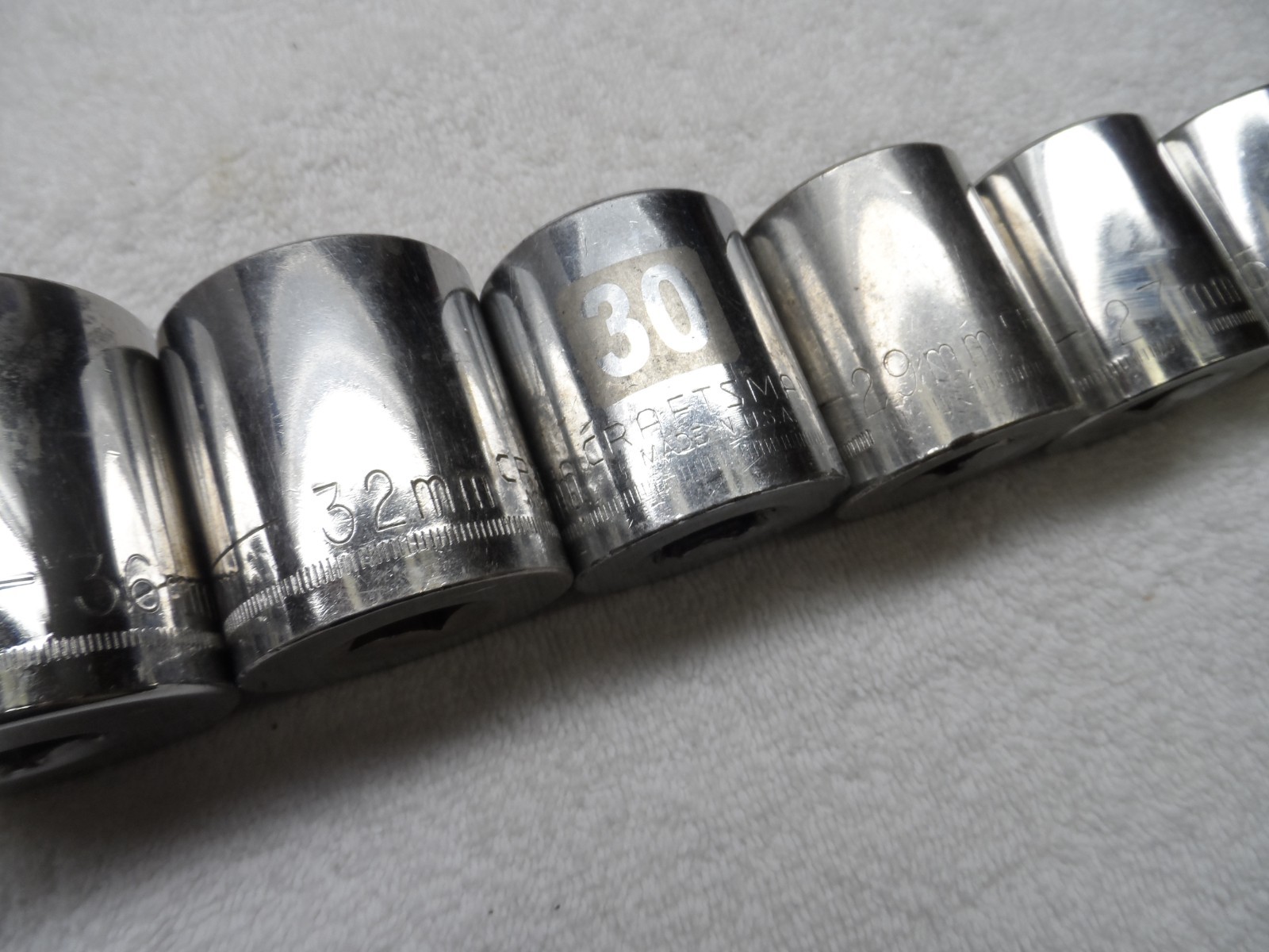 Craftsman 1/2″ Drive MM Socket Set, made USA, 12pt- 9 pcs (22-25,27,29,30,32,36)