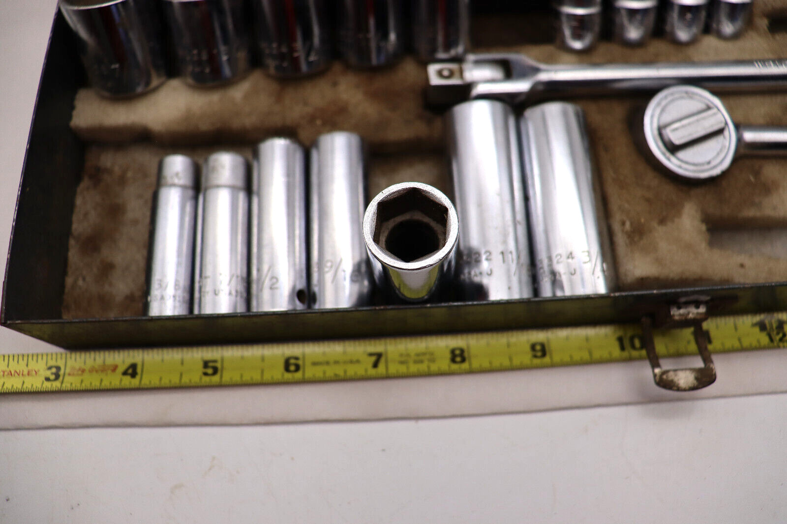 Vintage Wright Tool USA 3/8″ Drive Socket Set steel box Please See Description.