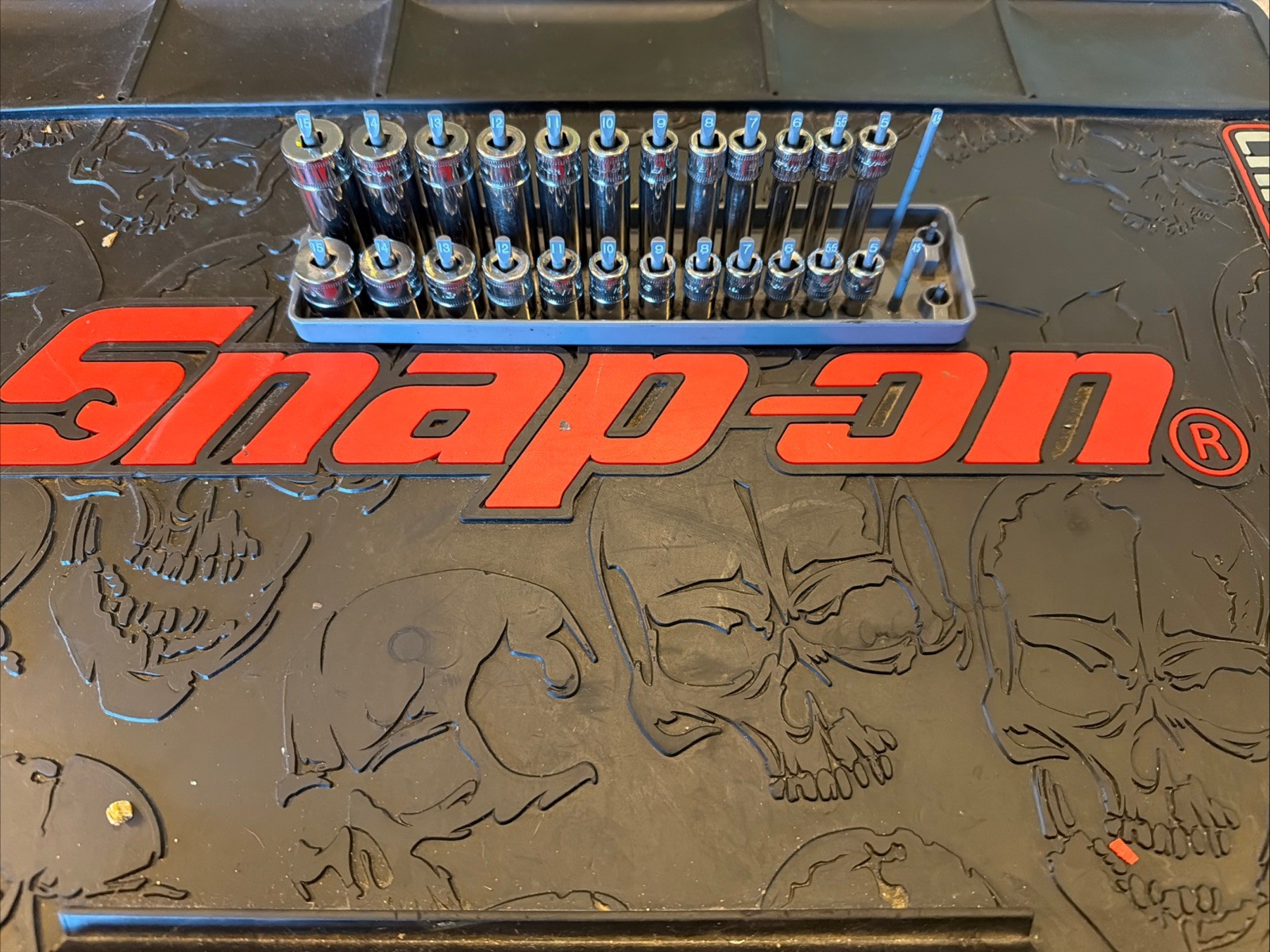 Snap-on 26pc 1/4″dr 6-pt METRIC Shallow Deep Socket Set 112TMMY 112STMMY 15-4mm