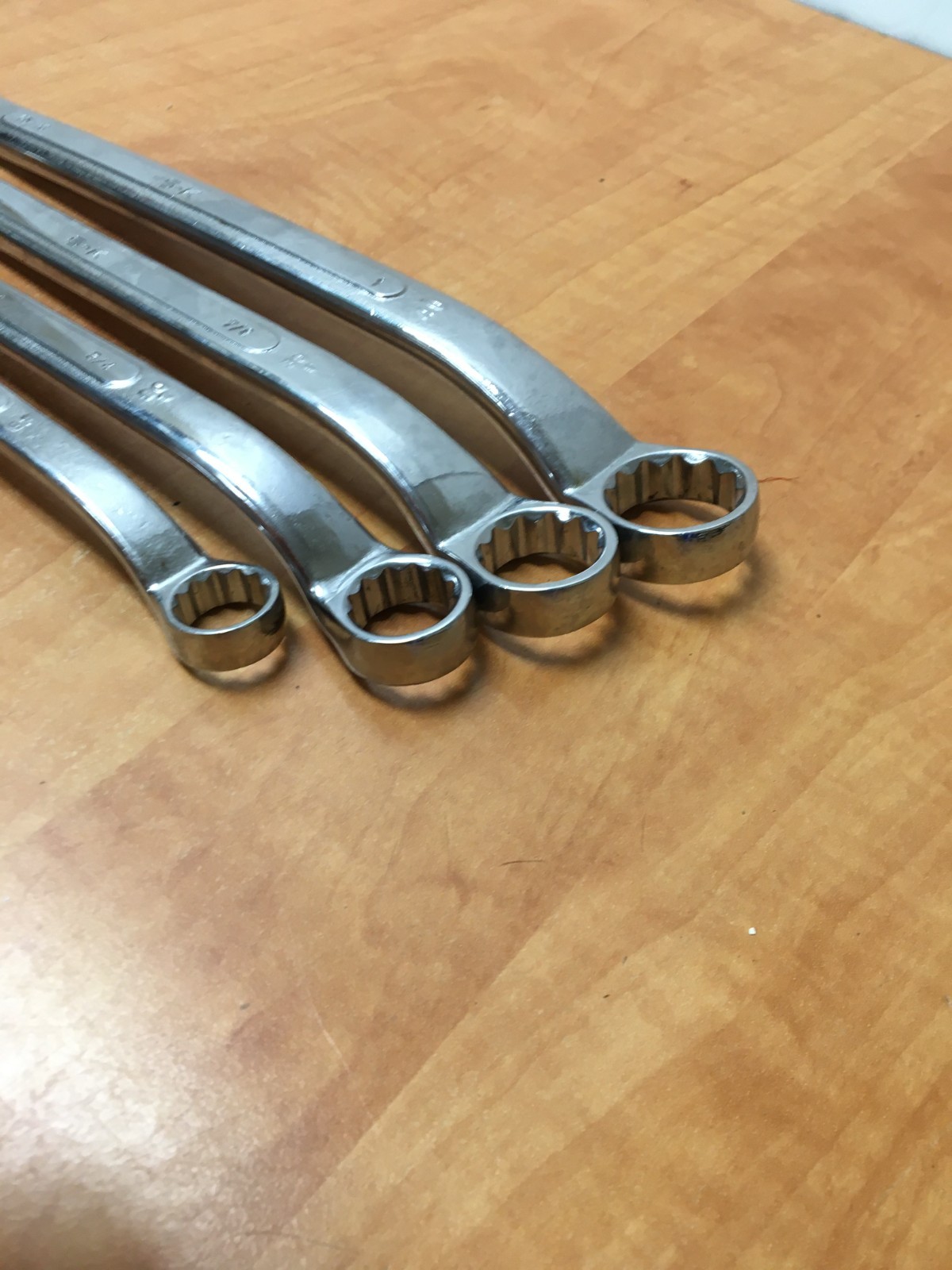 S-K USA 4 Piece SAE Offset Box End Wrench Set 9/16 To 1 In. B-1820 to B-3032