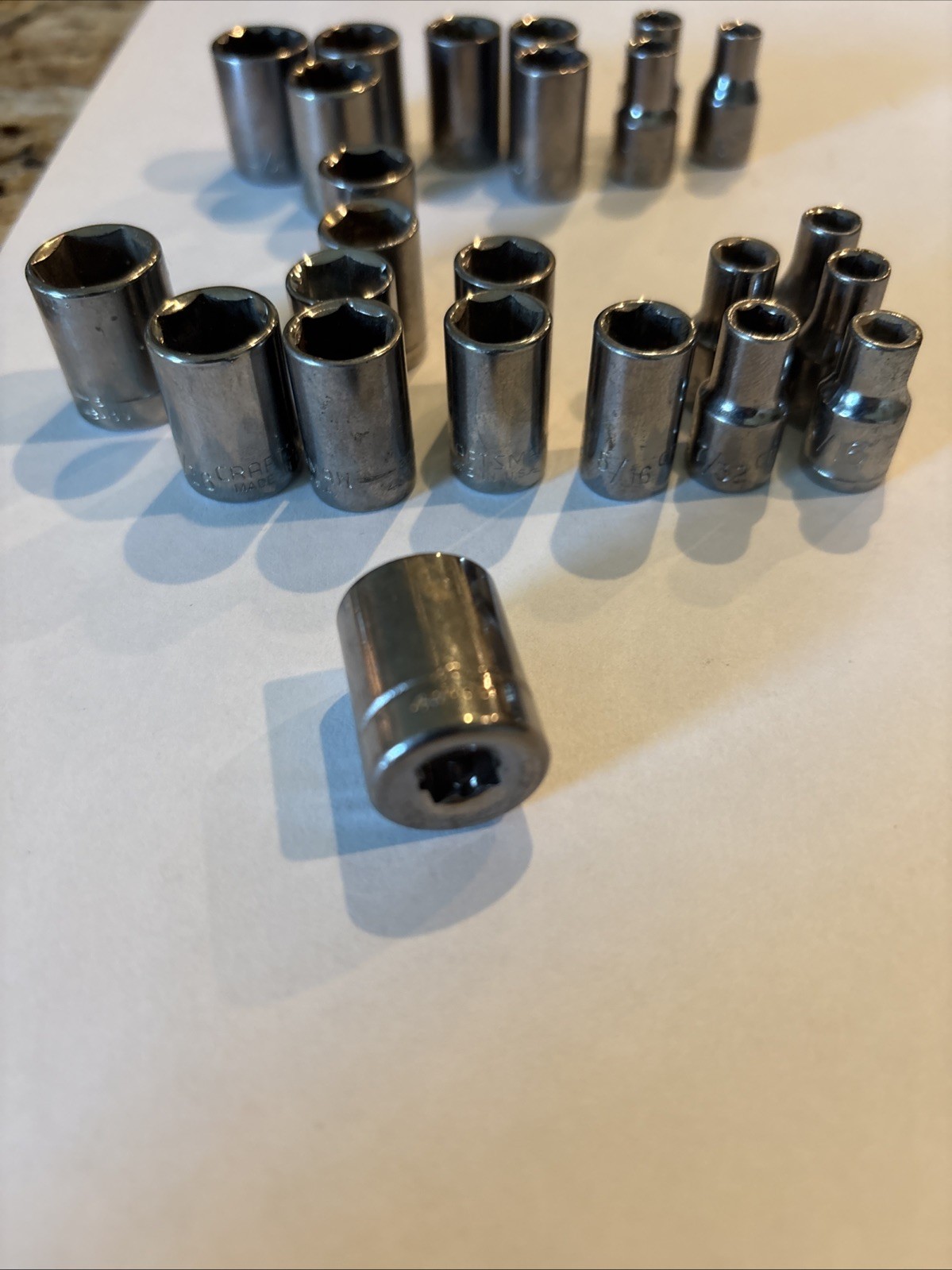 Craftsman 1/4 Drive 24 Piece 6 & 12 Pt SAE Loose Sockets, Size In Descriptions