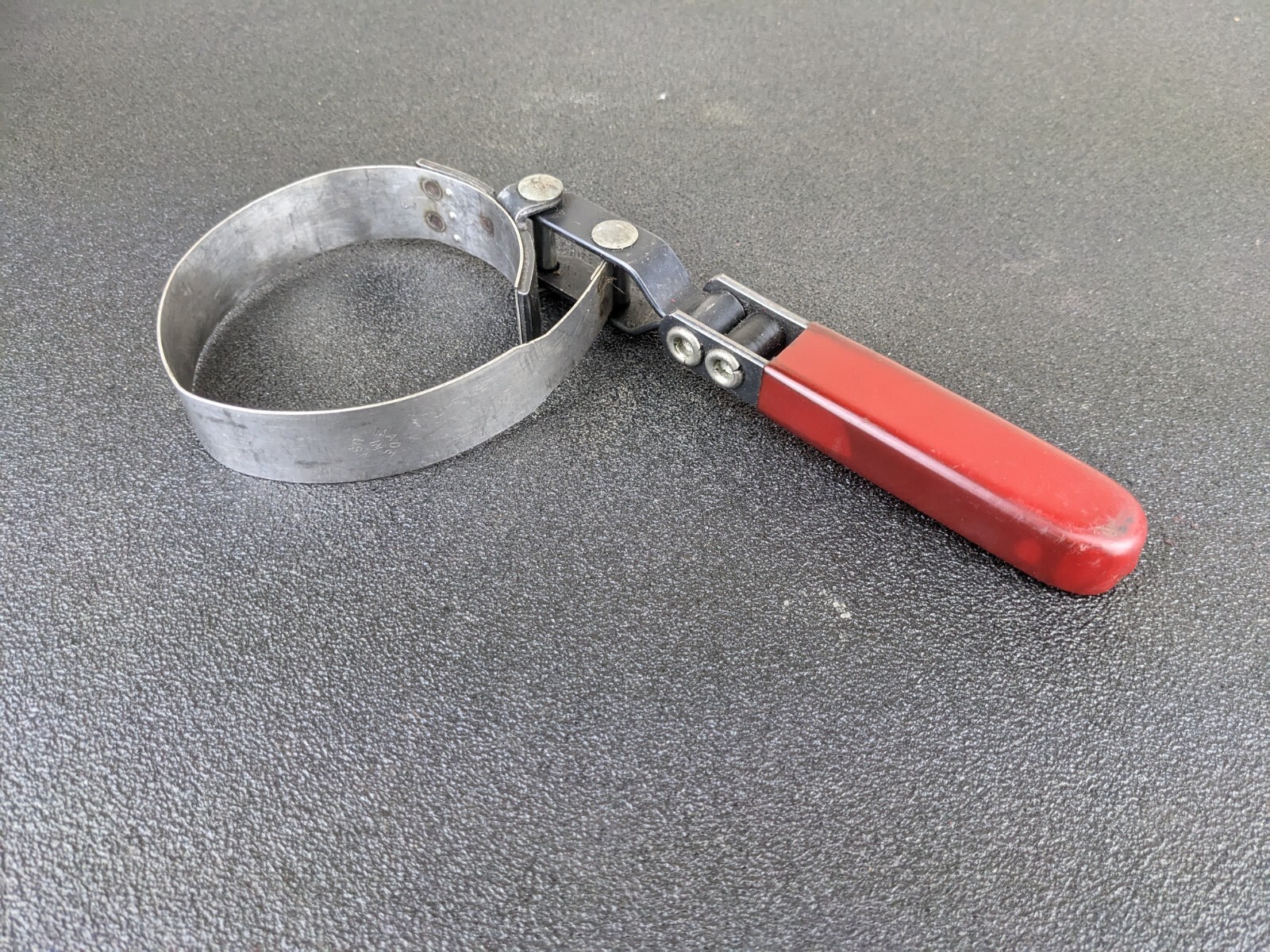 #bi912 Blue-Point GA340 Swivel Handle Oil Filter Strap Wrench. Made In USA