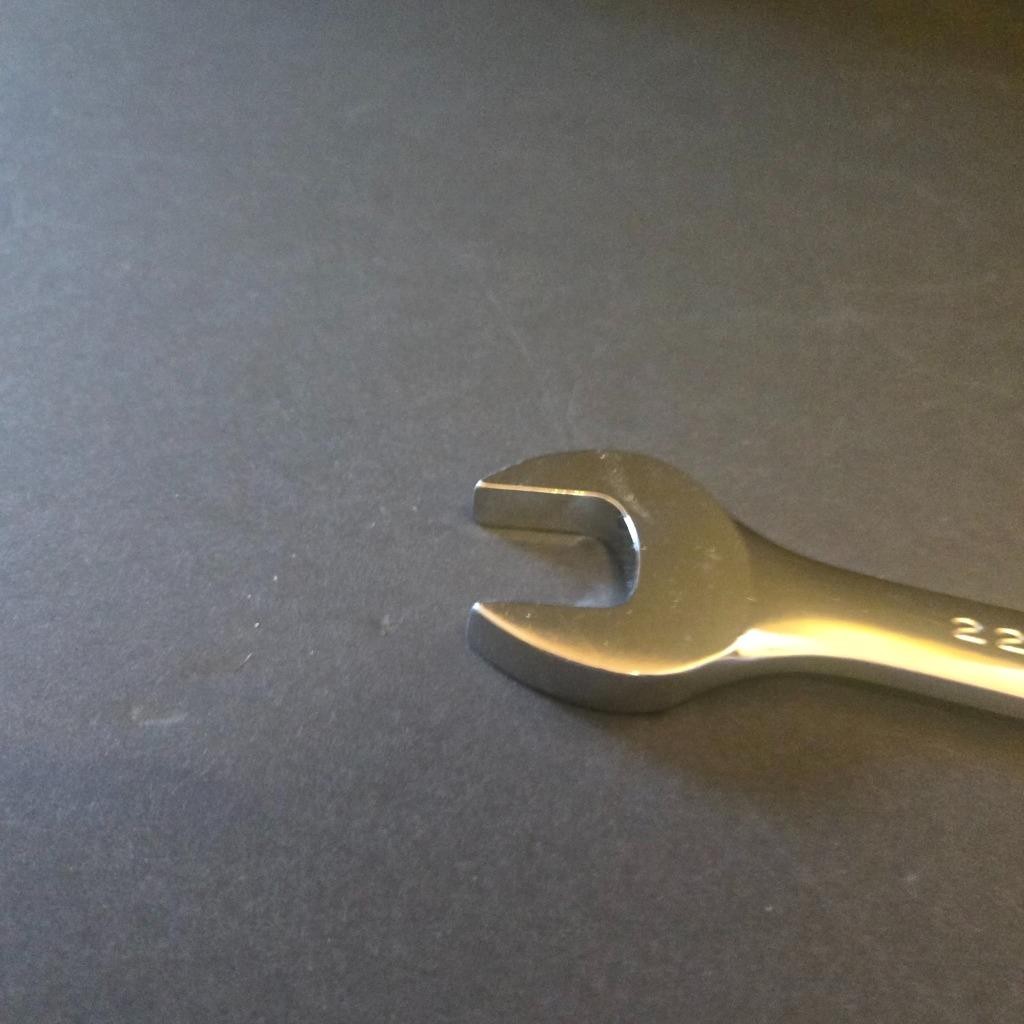 QUALITY S-K SK #88322 22MM METRIC COMBINATION POLISHED 12 POINT WRENCH
