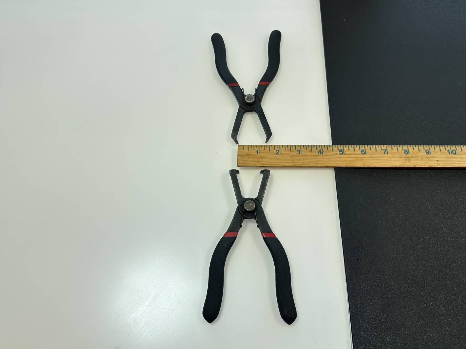 Matco Tools 2pc MST372 MST373 Push Pin Pliers, Black Red Grip