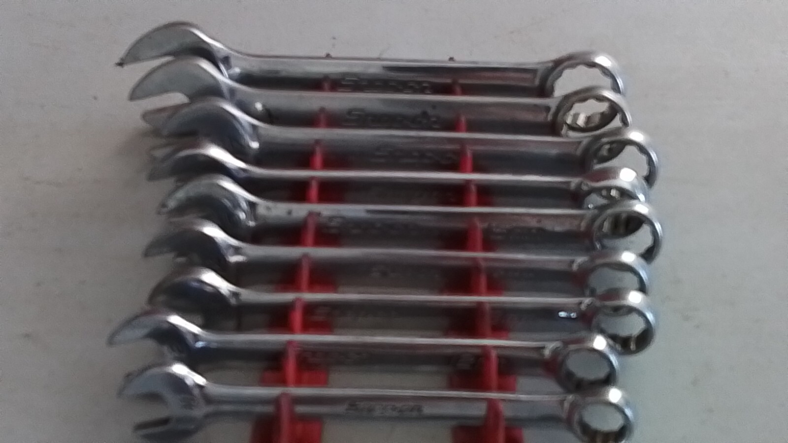SNAP ON OEXM 10 PIECE SHORT METRIC COMBINATION WRENCH SET FROM 10MM. TO 19MM.
