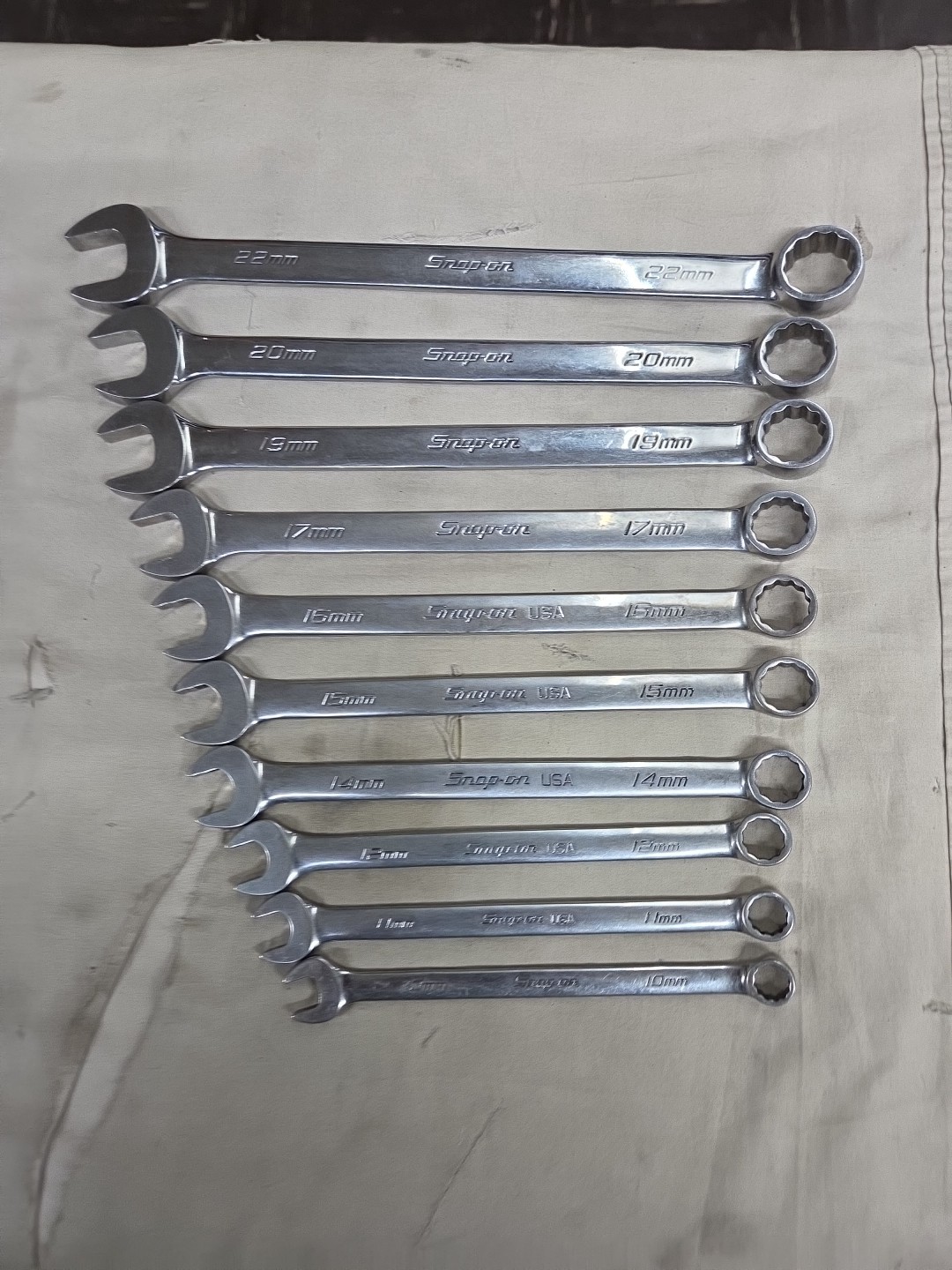 Snap-On 10 Piece Metric Wrench Set 10, 11., 12, 14, 15, 16, 17, 19, 20, & 22MM