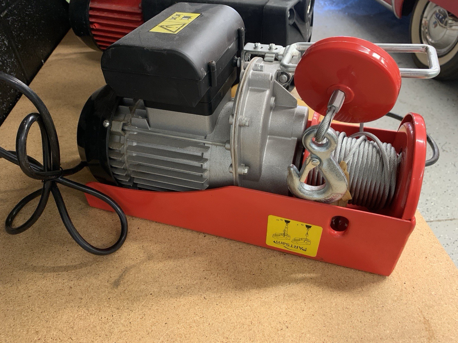 TESTED Intertek4006091 Electric Hoist PA500B Steel Winch 550/1100 LBS 120 VAC