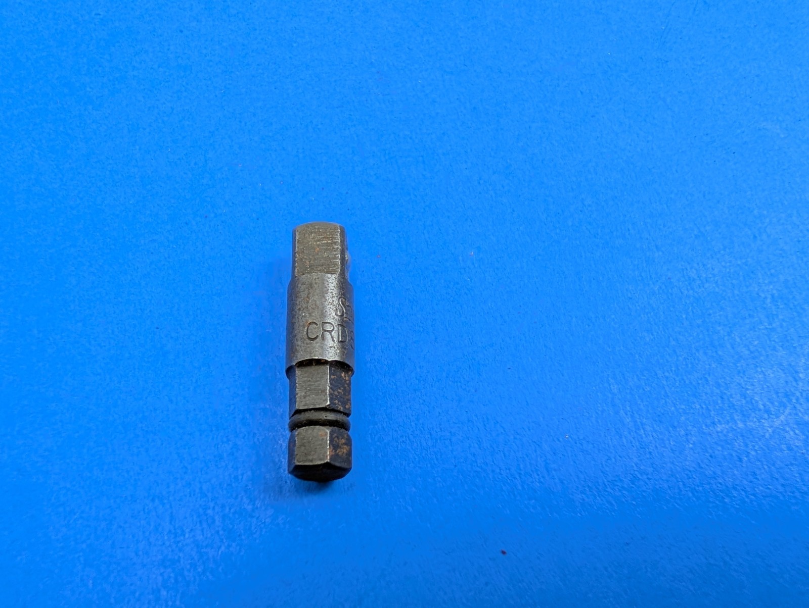 Snap On Tools USA CRD8B 1/4″ Hex to 1/4”Square 1-1/4” Long Socket Adapter