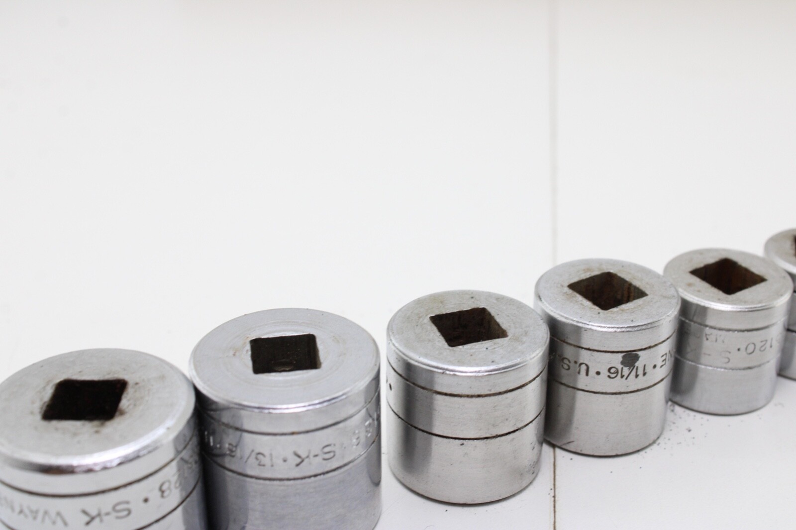 S-K Tools 45128-45112 7/8″-3/8″ 3/8″ Drive 9 Piece 12/6 Point Sockets Set USA