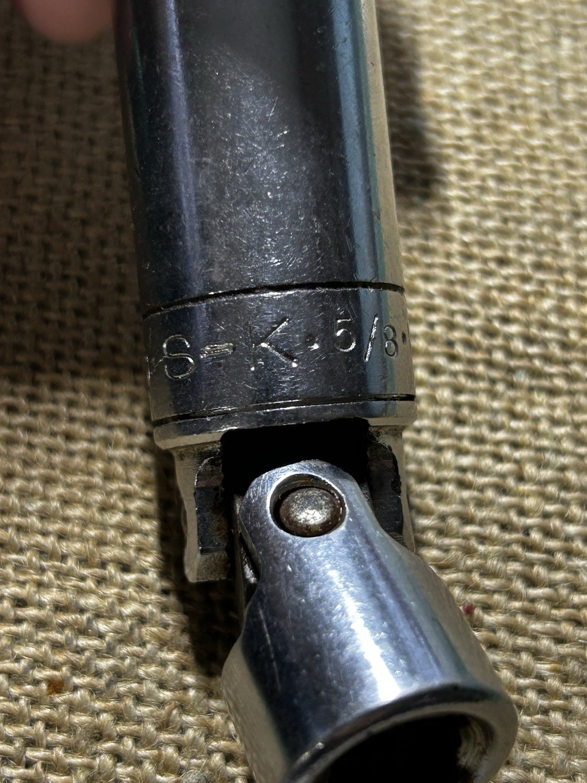 S-K Professional Tools 4480 5/8″ Swivel Spark Plug Socket 3/8″ Drive Made in USA