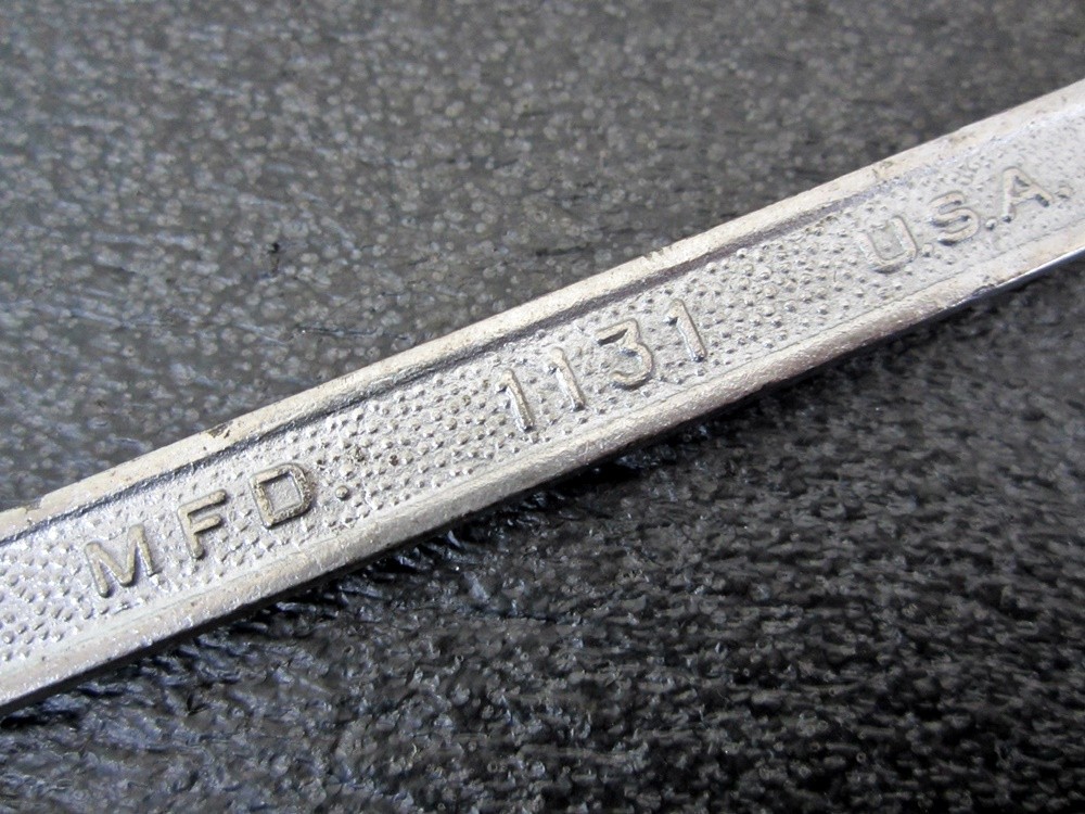 Vintage Plomb 5/8″ x 3/4″ Box End Wrench 1131 Pebble USA