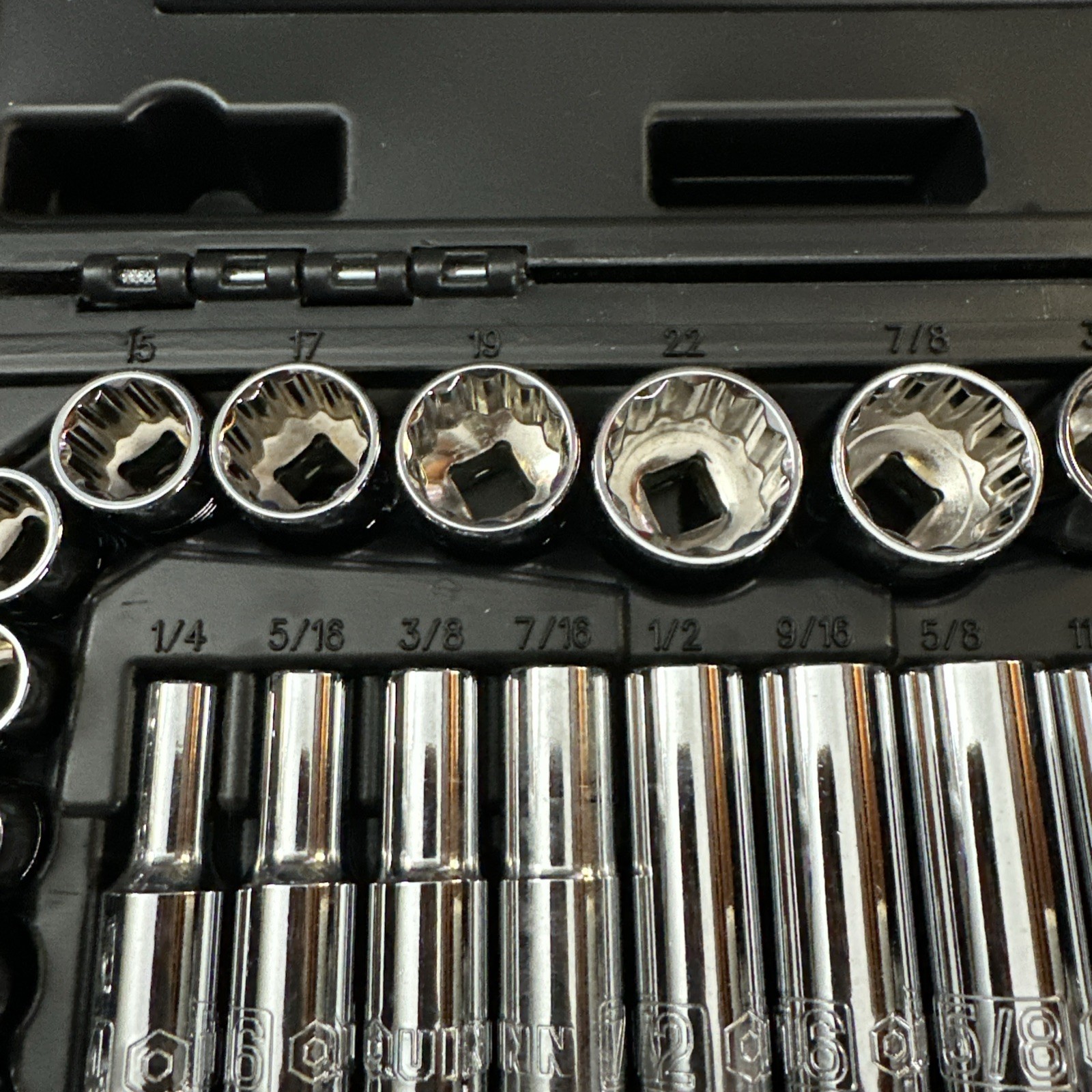 Quinn 3/8 in. Drive SAE and Metric High-Visibility Socket Set