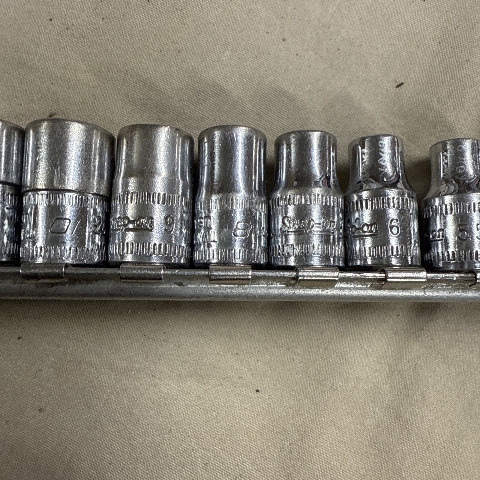 SNAP ON 12 PC 112TMMY 1/4″ SHALLOW METRIC 6 PT SOCKET SET 4MM – 14MM